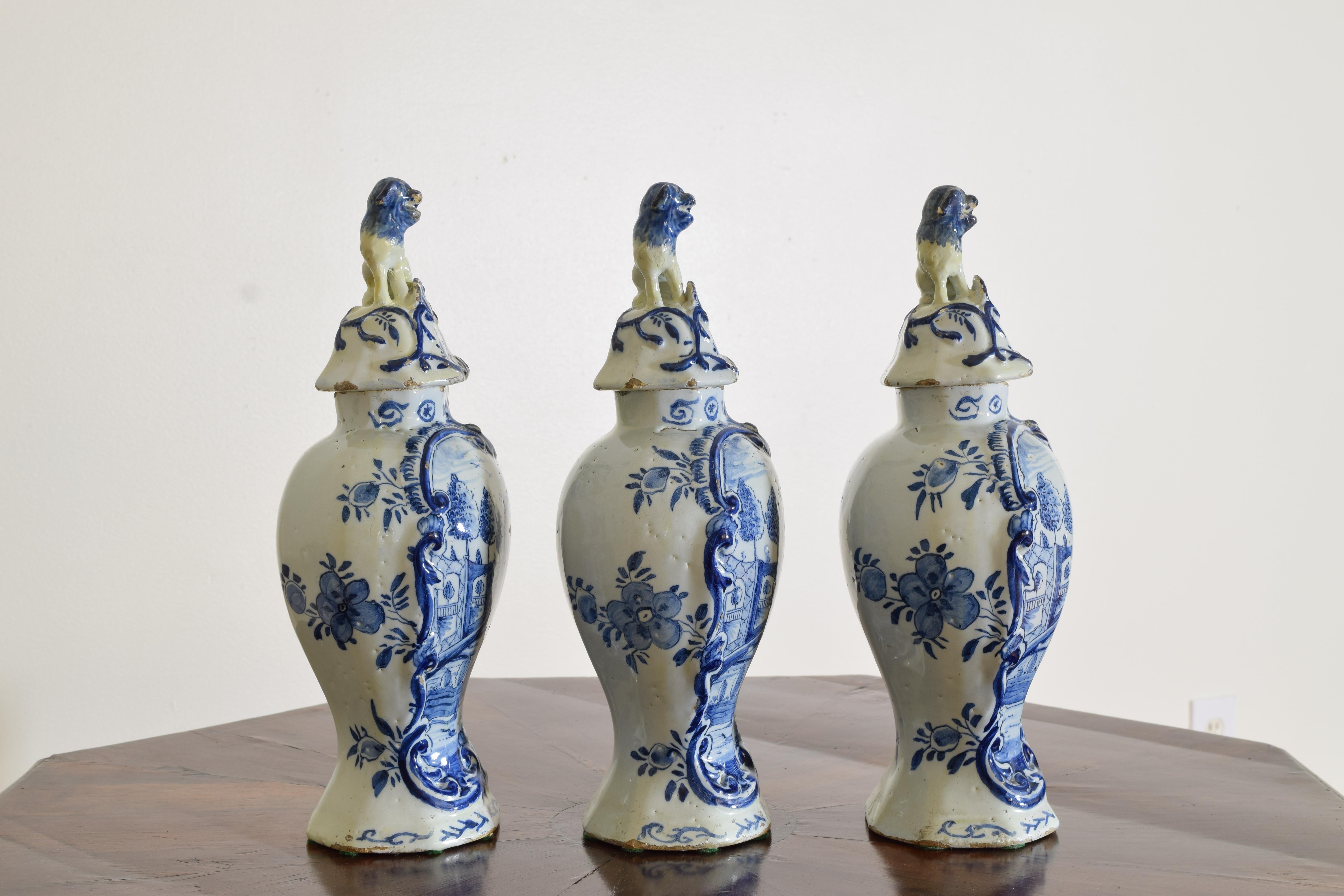 Dutch, 18th Century Set of Three Delft Vases In Fair Condition In Atlanta, GA