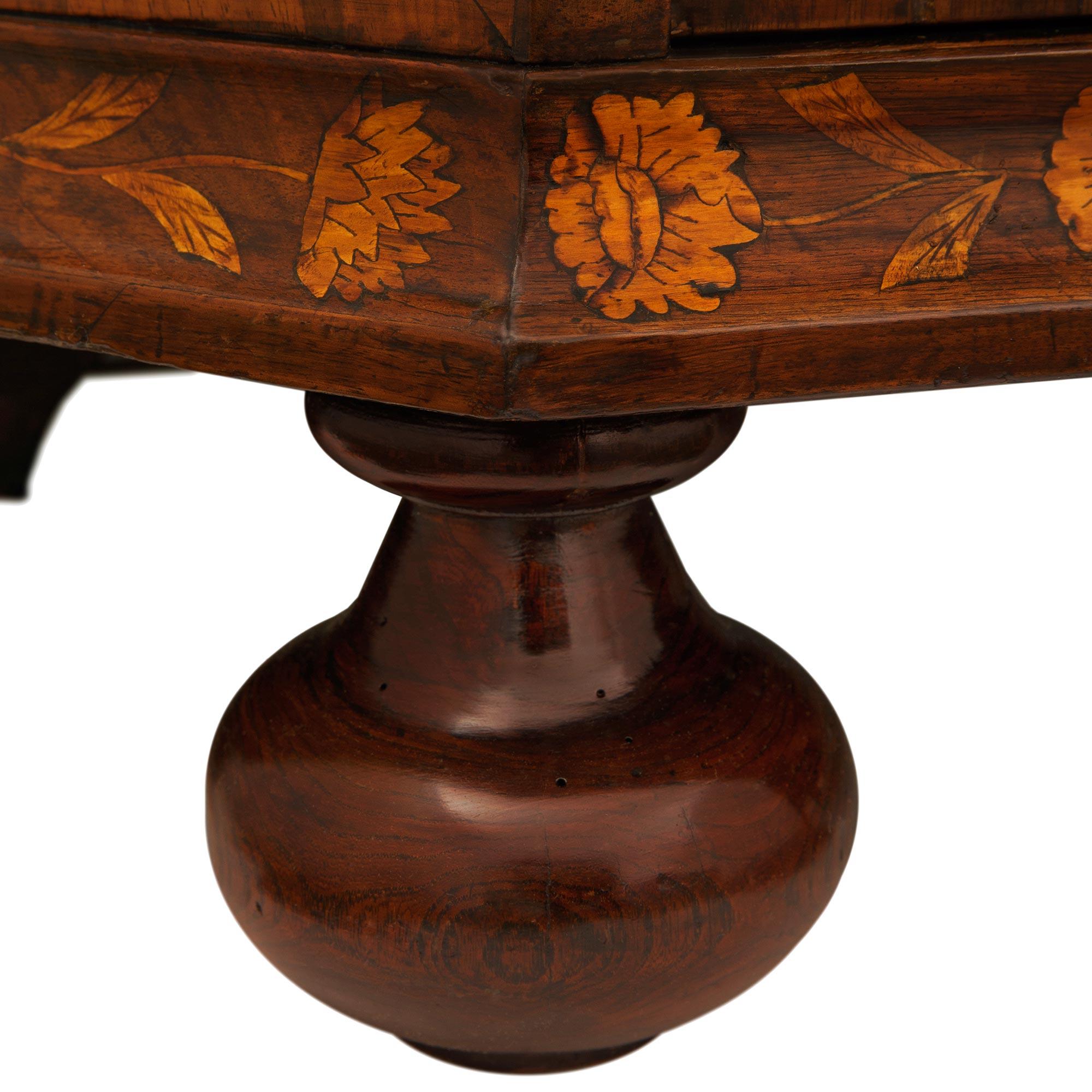 Dutch 18th century Walnut and Fruitwood cabinet vitrine For Sale 6