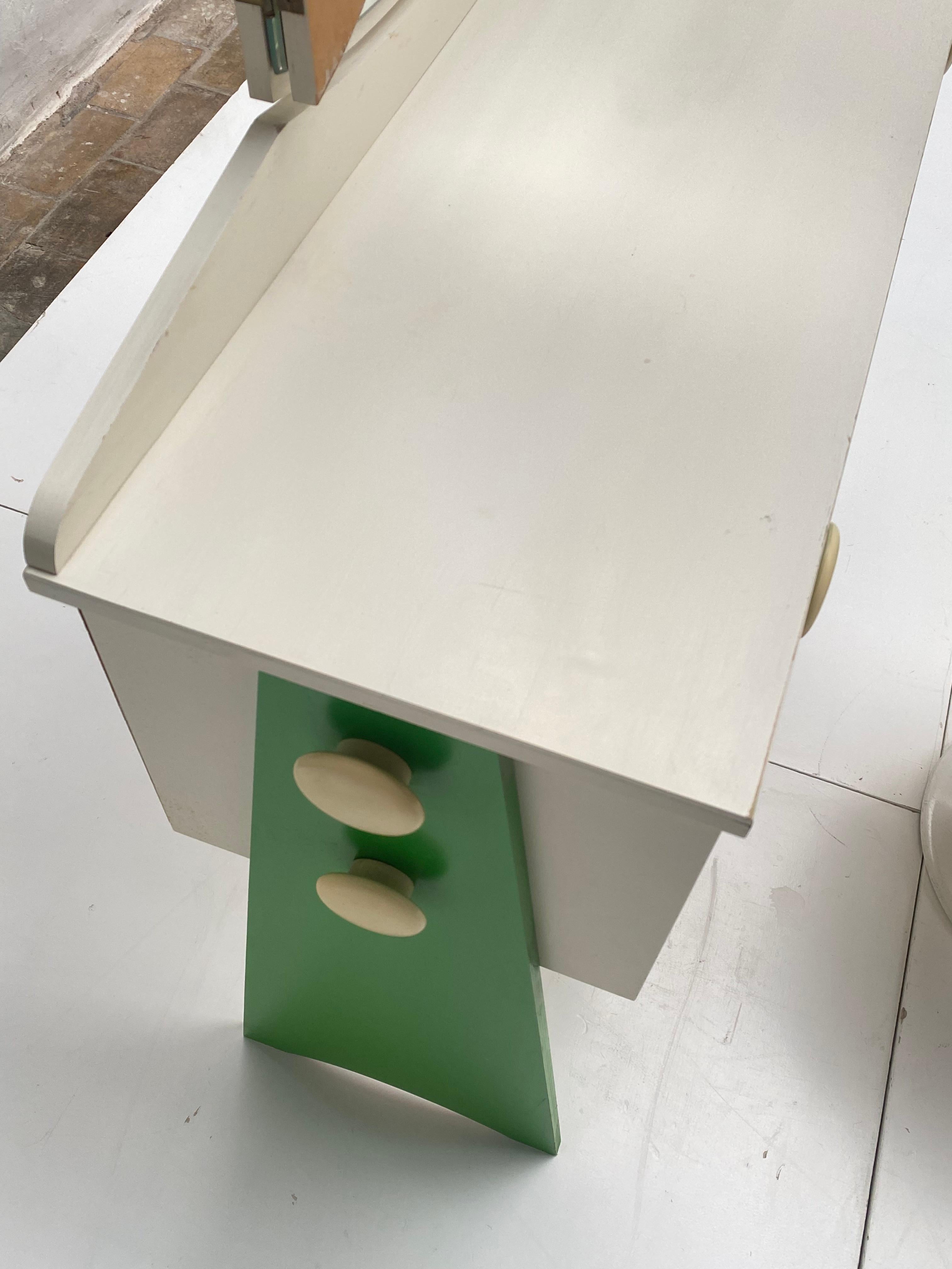 Cool Dutch 1970's Space Age Vanity Dressing Table & Matching Wallmounted Mirror For Sale 2
