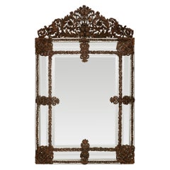 Miroir baroque hollandais du 19ème siècle en métal pressé patiné