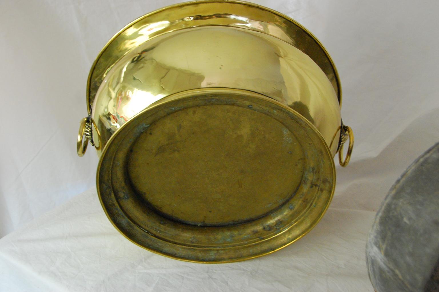 Dutch 19th Century Brass Large Oval Wine Cooler with Original Removable Liner 1