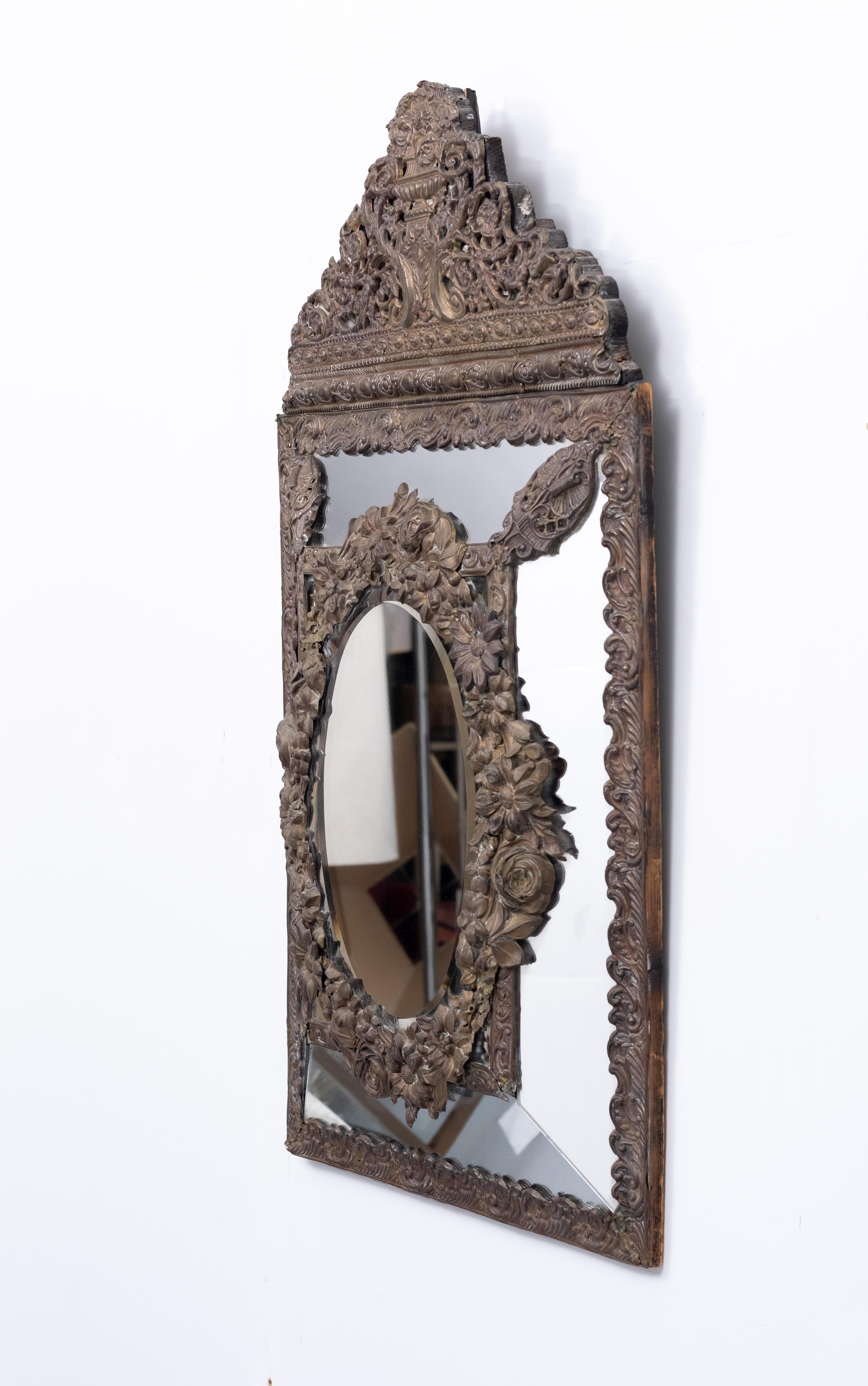 Dutch 19th Century Brass Repousse Cushion Mirror For Sale 1
