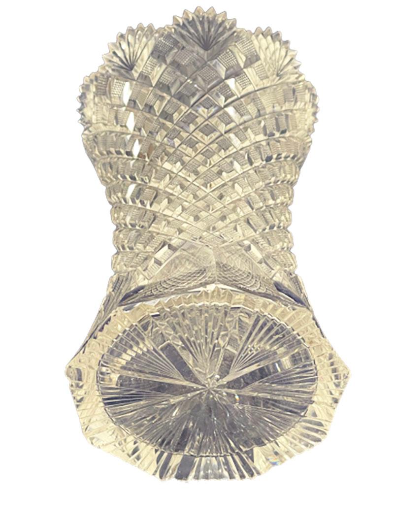 Dutch 19th Century Crystal Vase with Pineapple Fan Cut For Sale 1