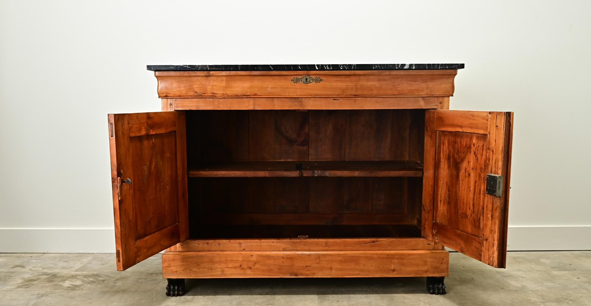 Dutch 19th Century Fruitwood Buffet For Sale 1