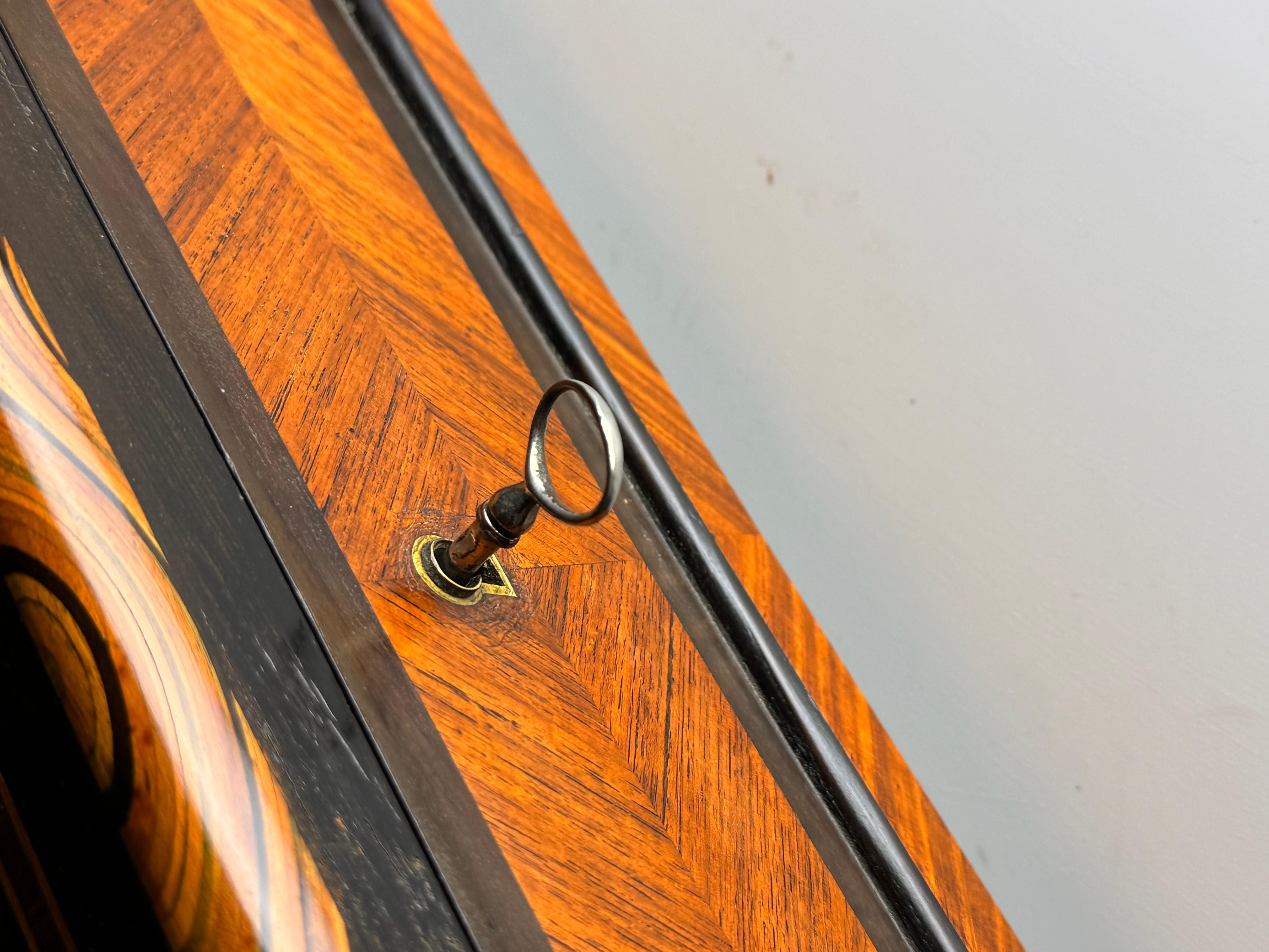 Boîte à bijoux hollandaise du 19e siècle en vente 8