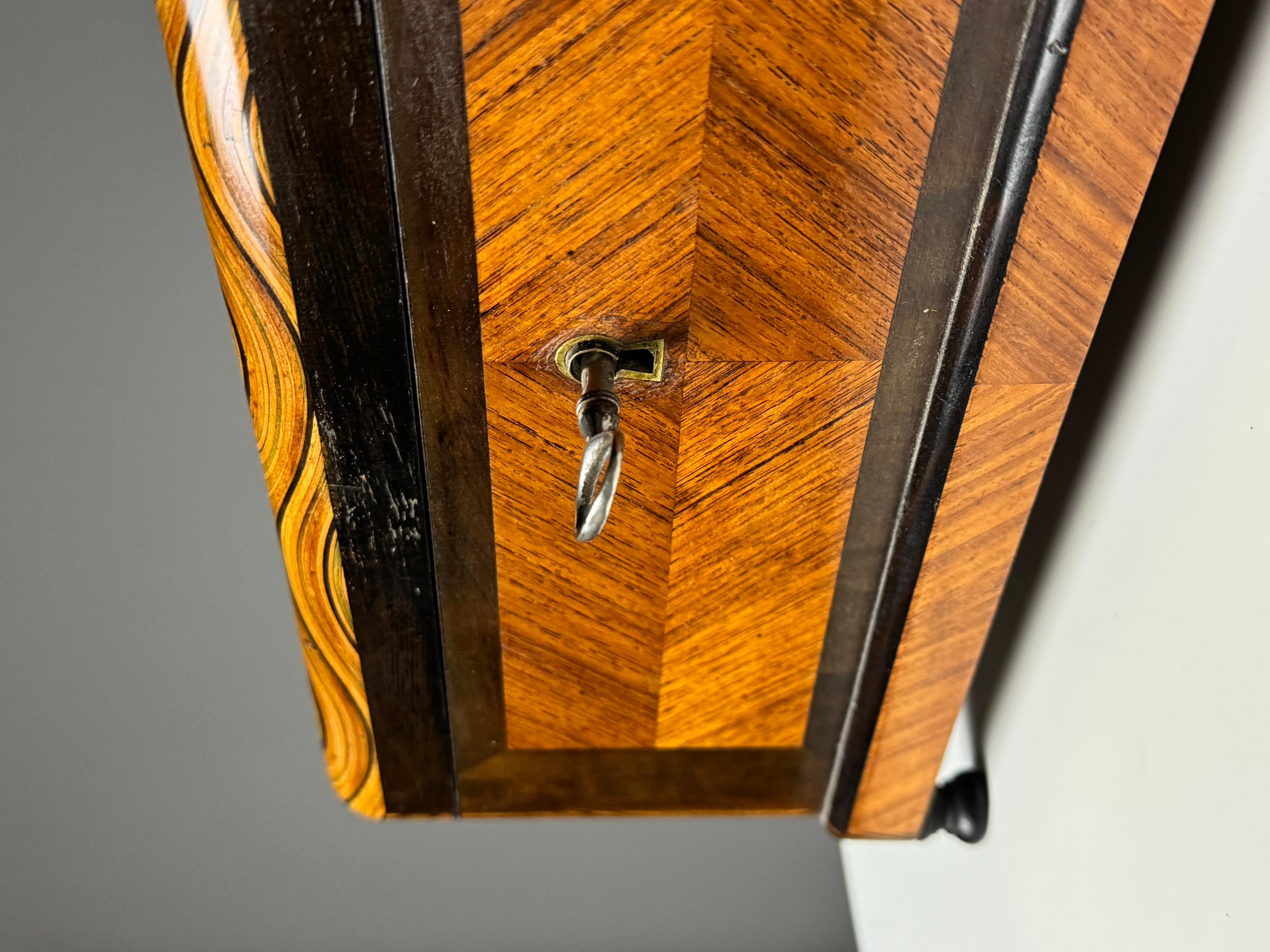 Boîte à bijoux hollandaise du 19e siècle en vente 2