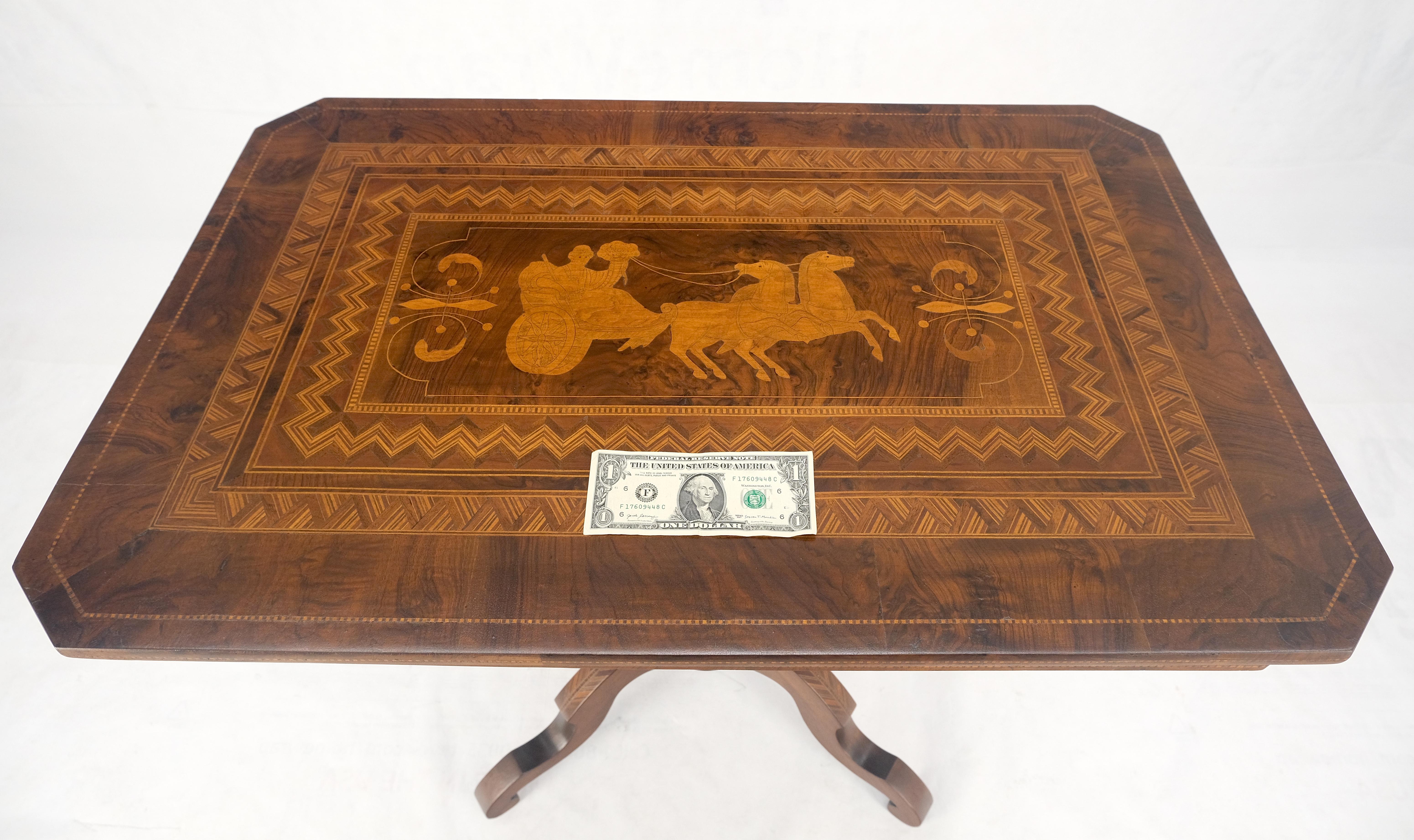 Table d'appoint hollandaise du 19ème siècle avec marqueterie sur le dessus, pour petit déjeuner en vente 4