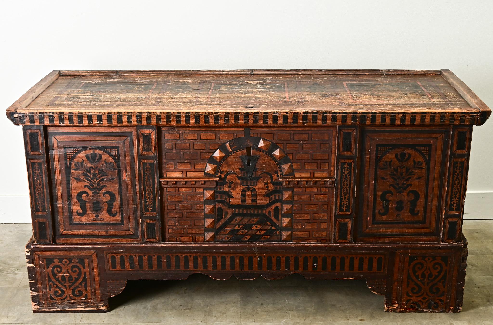Hand-Carved Dutch 19th Century Painted Pine Trunk For Sale