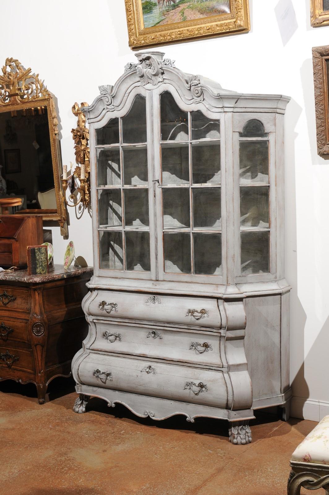 Dutch 19th Century Rococo Style Painted Vitrine with Glass Doors and Bombé Chest 5