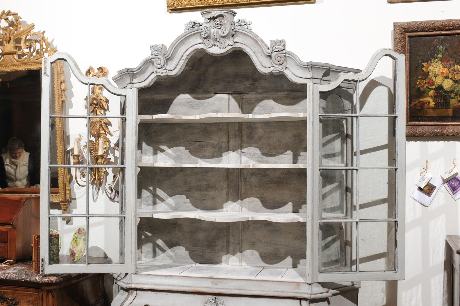 Danish Dutch 19th Century Rococo Style Painted Vitrine with Glass Doors and Bombé Chest