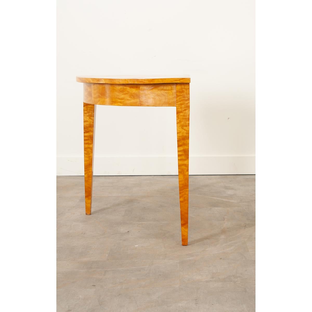 Olandese Console Demilune olandese del XIX secolo in legno satinato in vendita