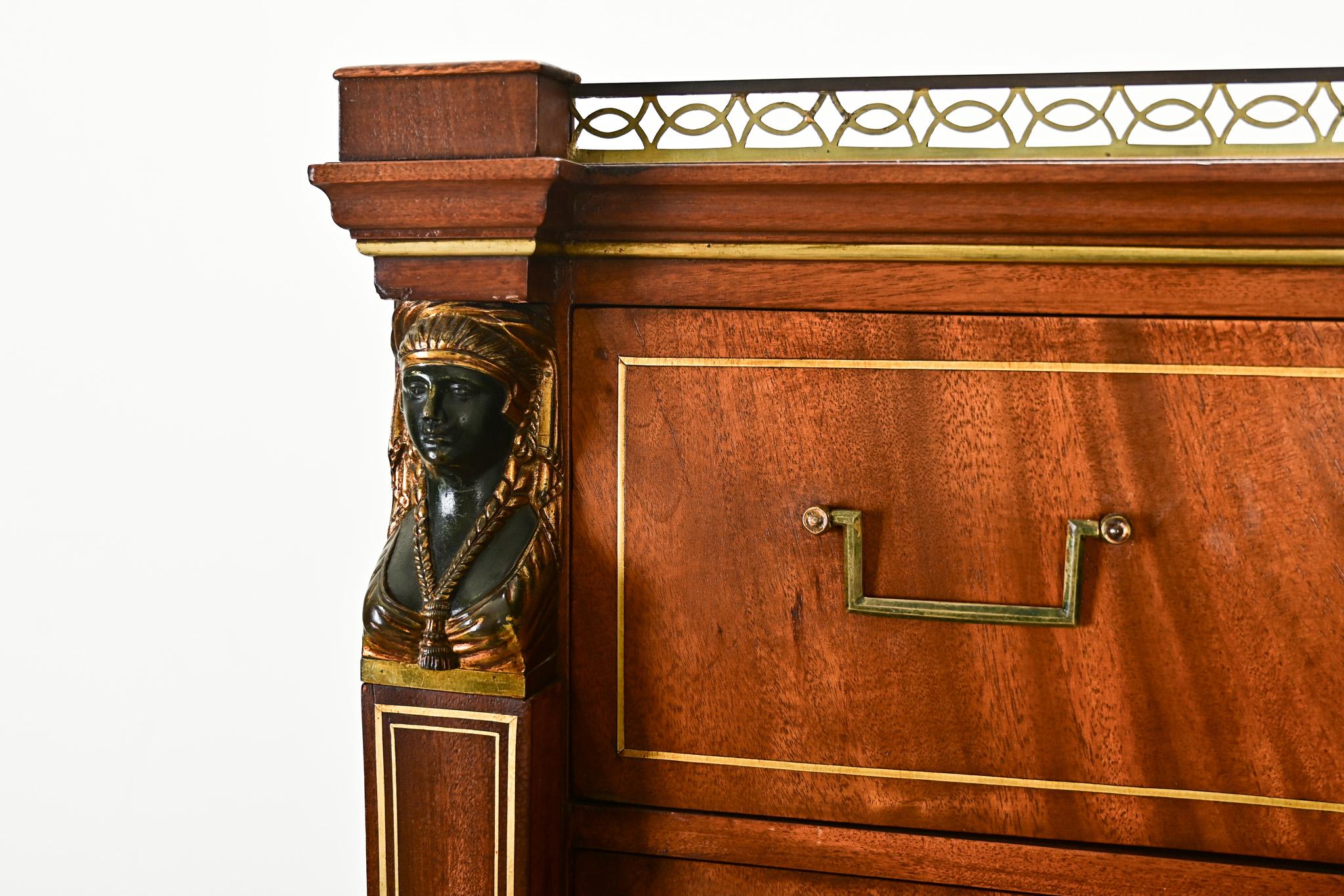 Altro Tallboy in stile impero in mogano del XX secolo olandese in vendita