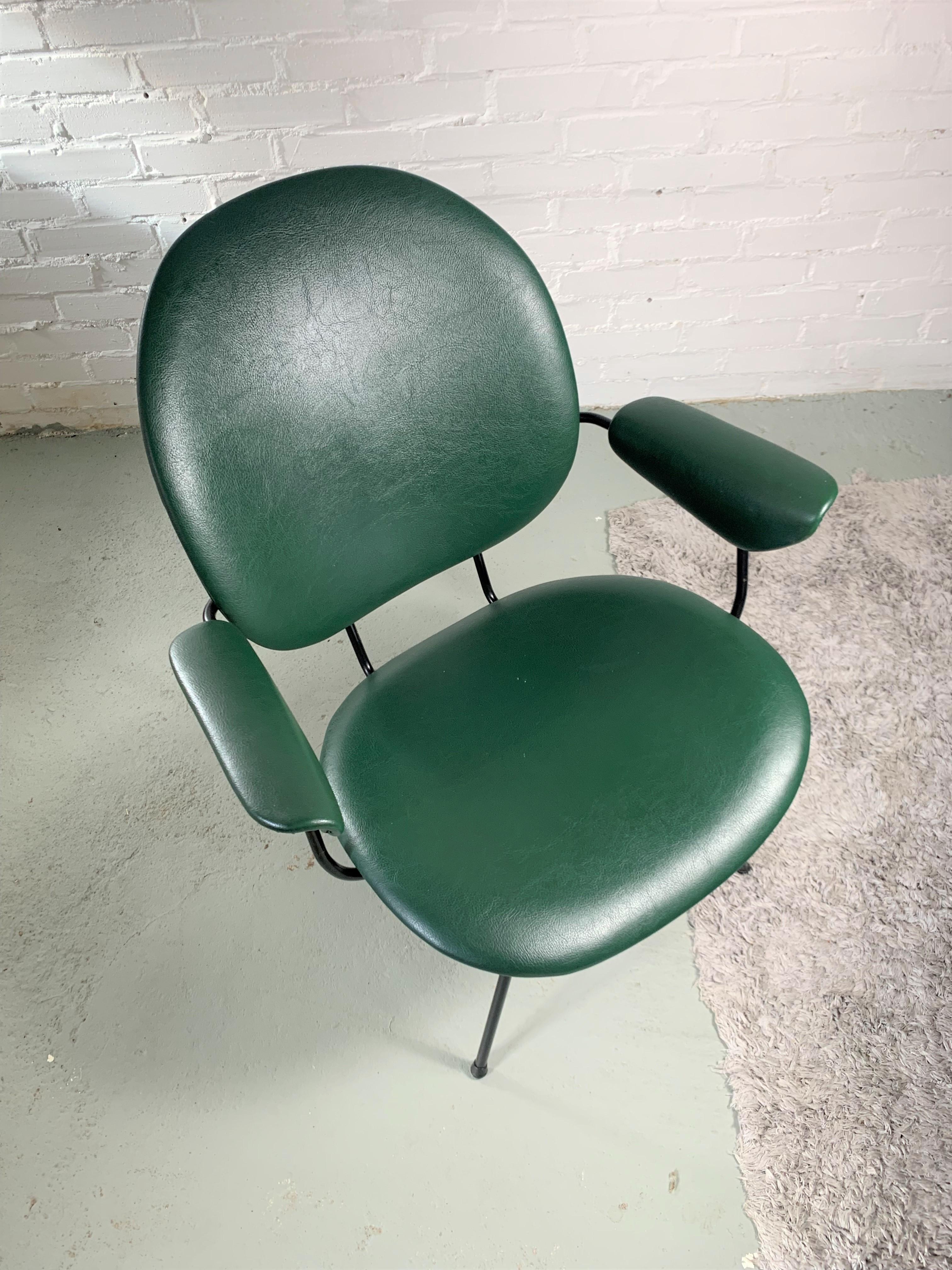 Dutch 302 Armchair by Willem H. Gispen for Kembo, 1960s 10