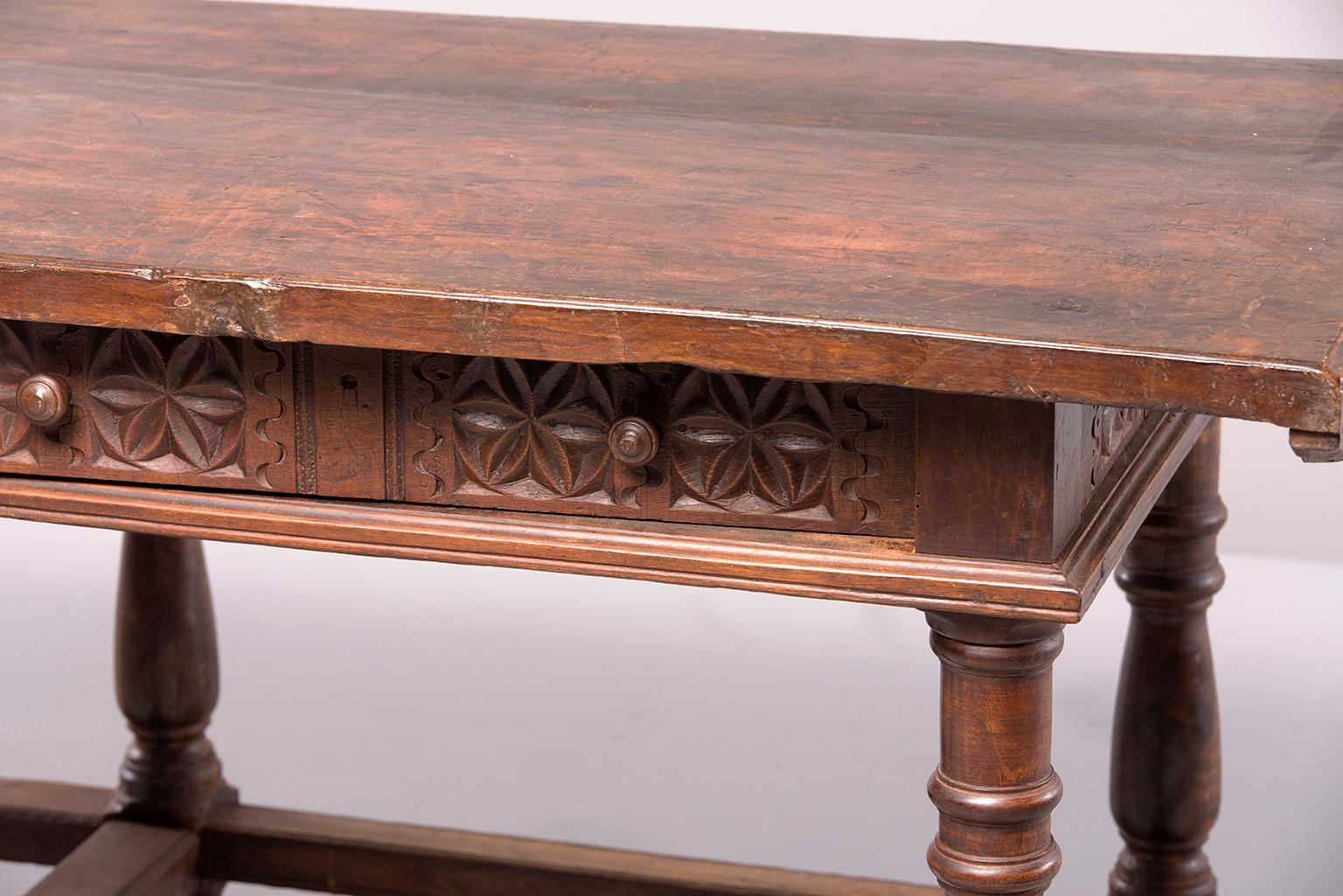  Portuguese All Original 18th Century Carved Walnut Table In Good Condition In Troy, MI