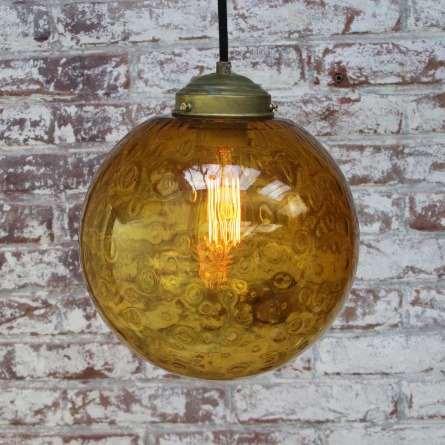 Dutch Amber Glass Air Bubble Globe Brass Top Pendant Lights In Good Condition In Amsterdam, NL