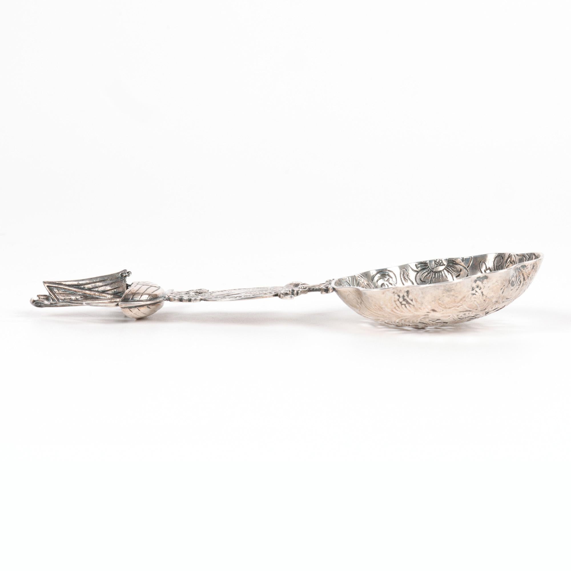 Dutch Antique Silver Marriage Presentation Spoon In Good Condition For Sale In Bishop's Stortford, Hertfordshire