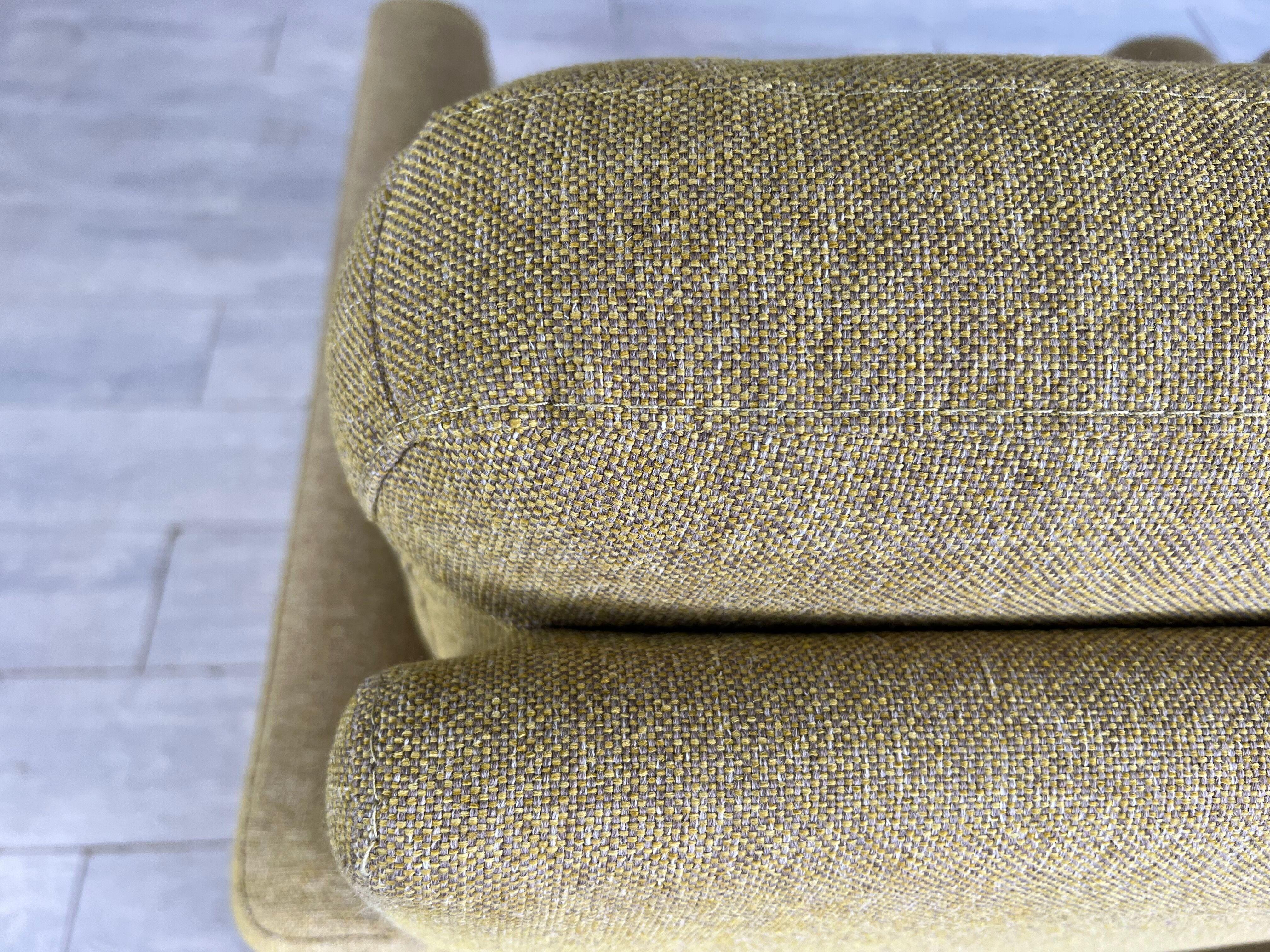 Dutch Armchairs by Montel – A Pair en vente 4
