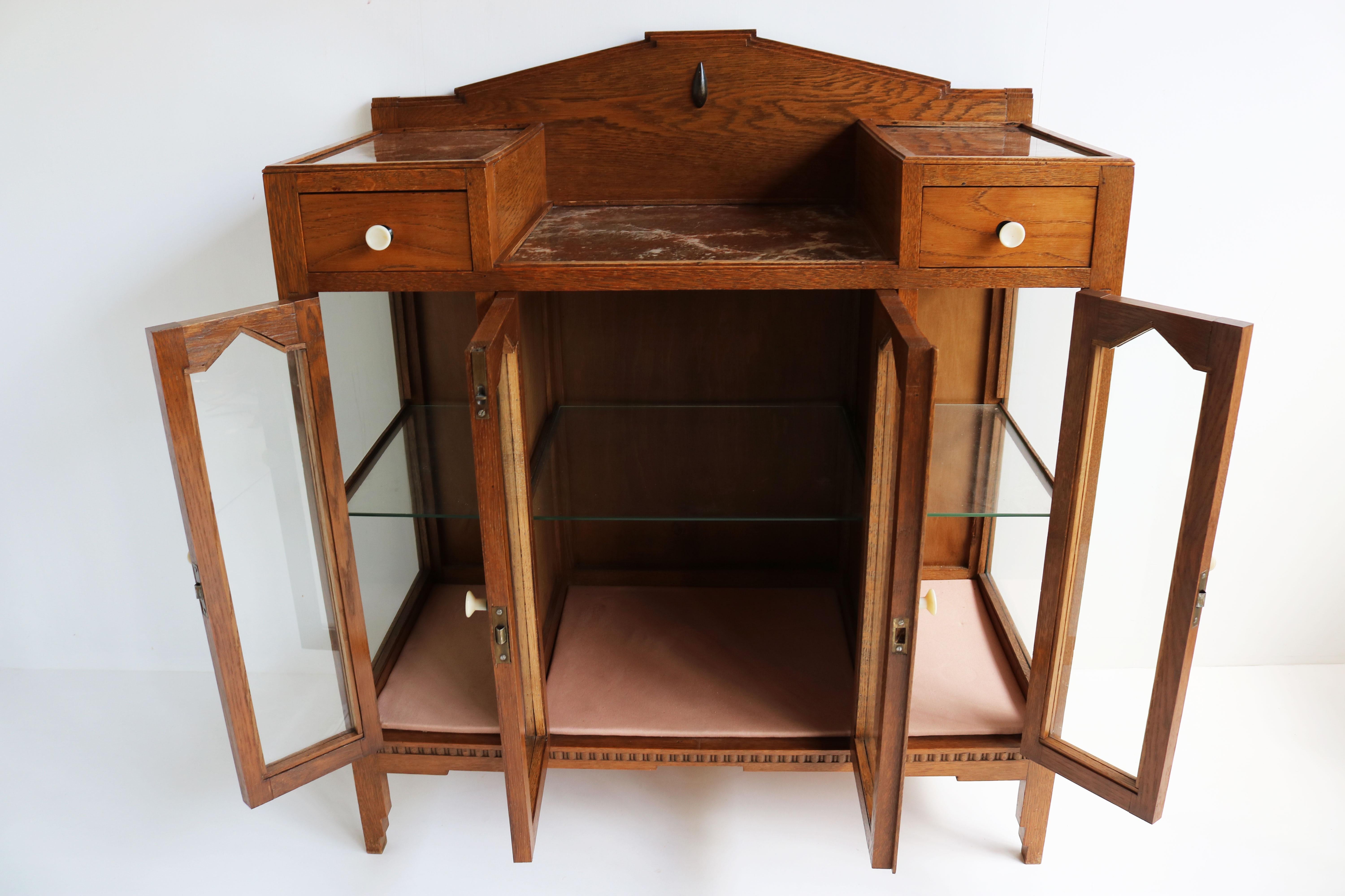 Dutch Art Deco Amsterdam School 1920 Tea Cabinet / Display Cabinet Faux Marble  For Sale 4