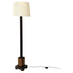 Dutch Art Deco Amsterdam School batiked wooden floorlamp, 1920s