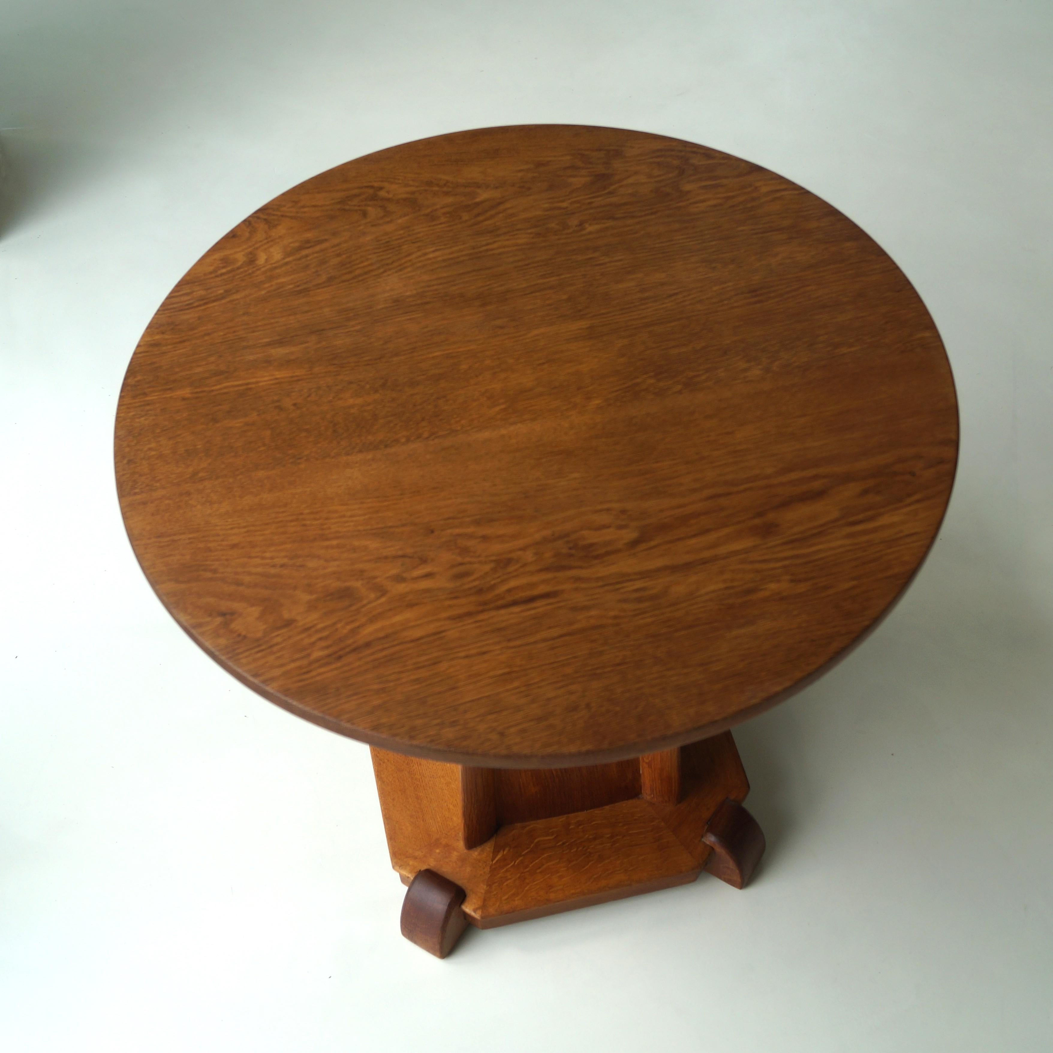 Dutch Art Deco Amsterdam School center table or coffee table, 1920s principios del siglo XX en venta