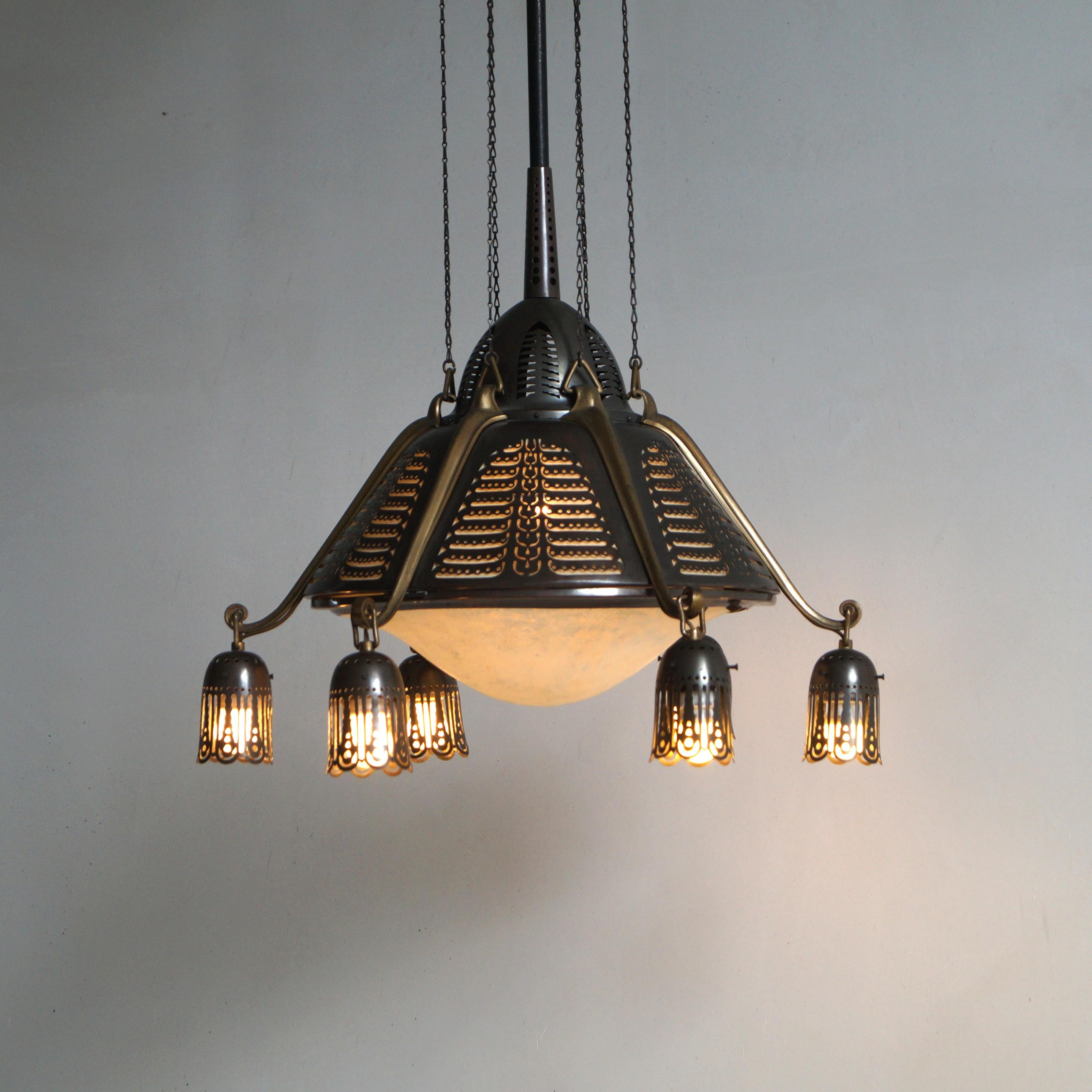 Dutch Art Deco Amsterdam School Chandelier by Winkelman & van der Bijl, 1920s For Sale 10