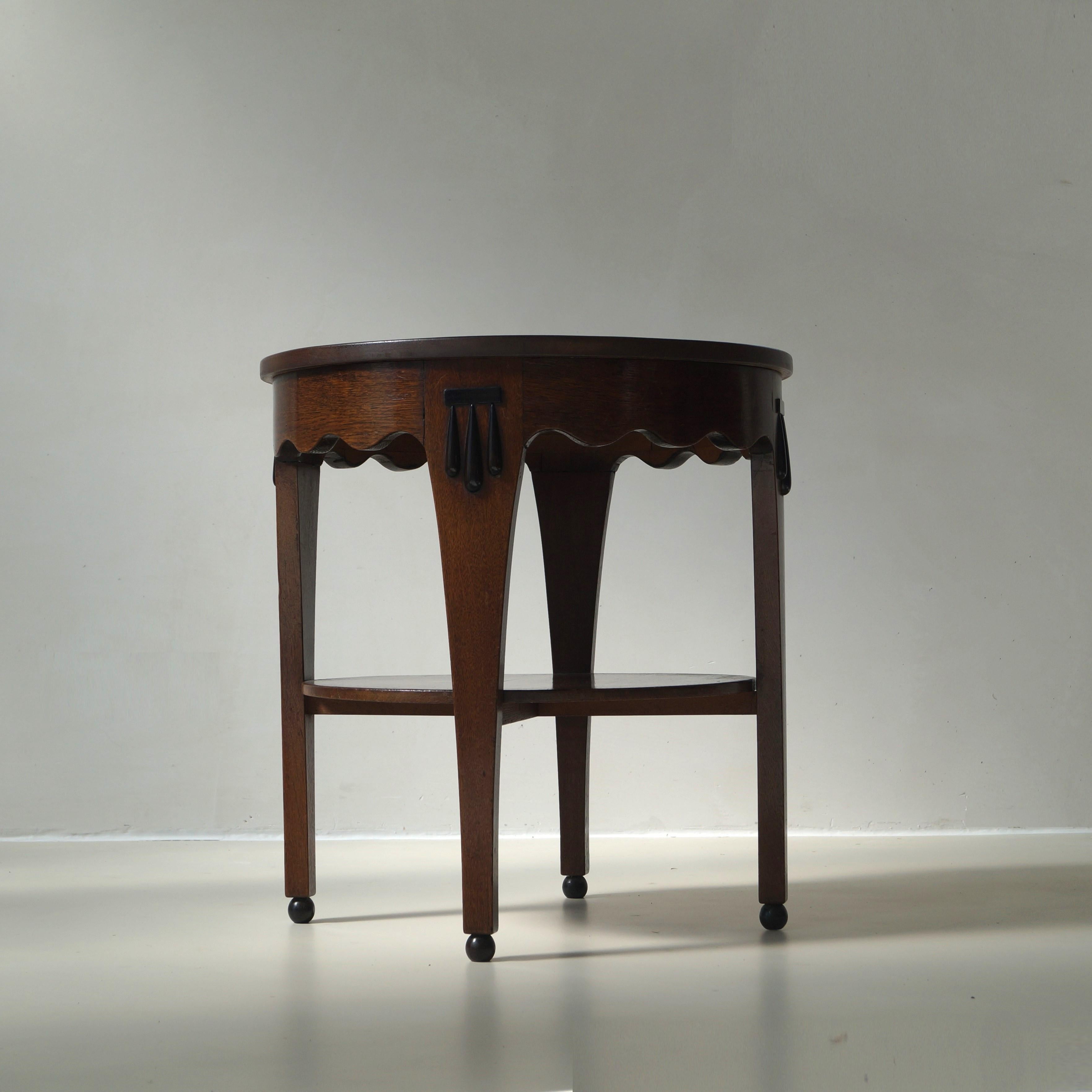 Hand-Crafted Dutch Art Deco Amsterdam School coffee or side table in oak and macassar, 1920s
