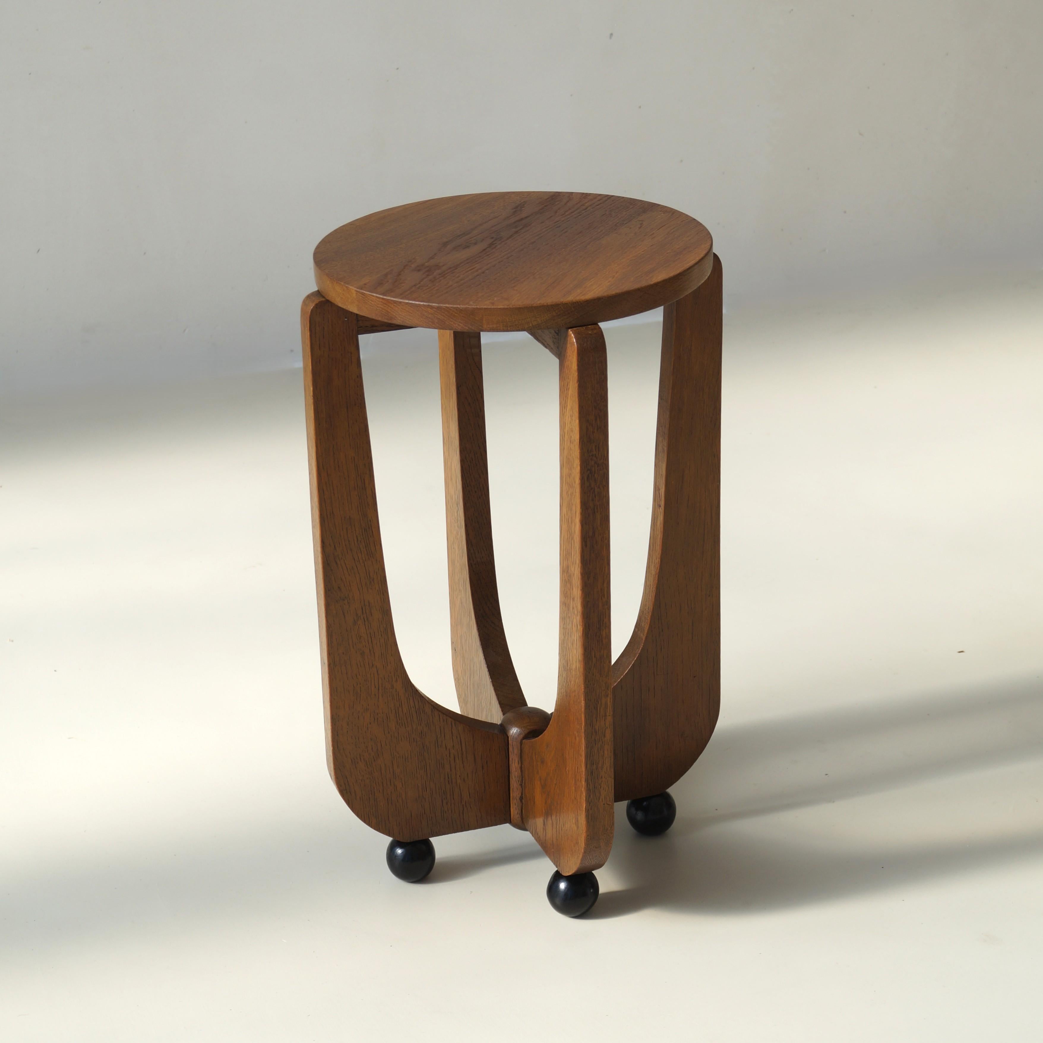Niederländischer Beistelltisch der Amsterdamer Schule im Art-Déco-Stil, 1920er Jahre (Art déco) im Angebot