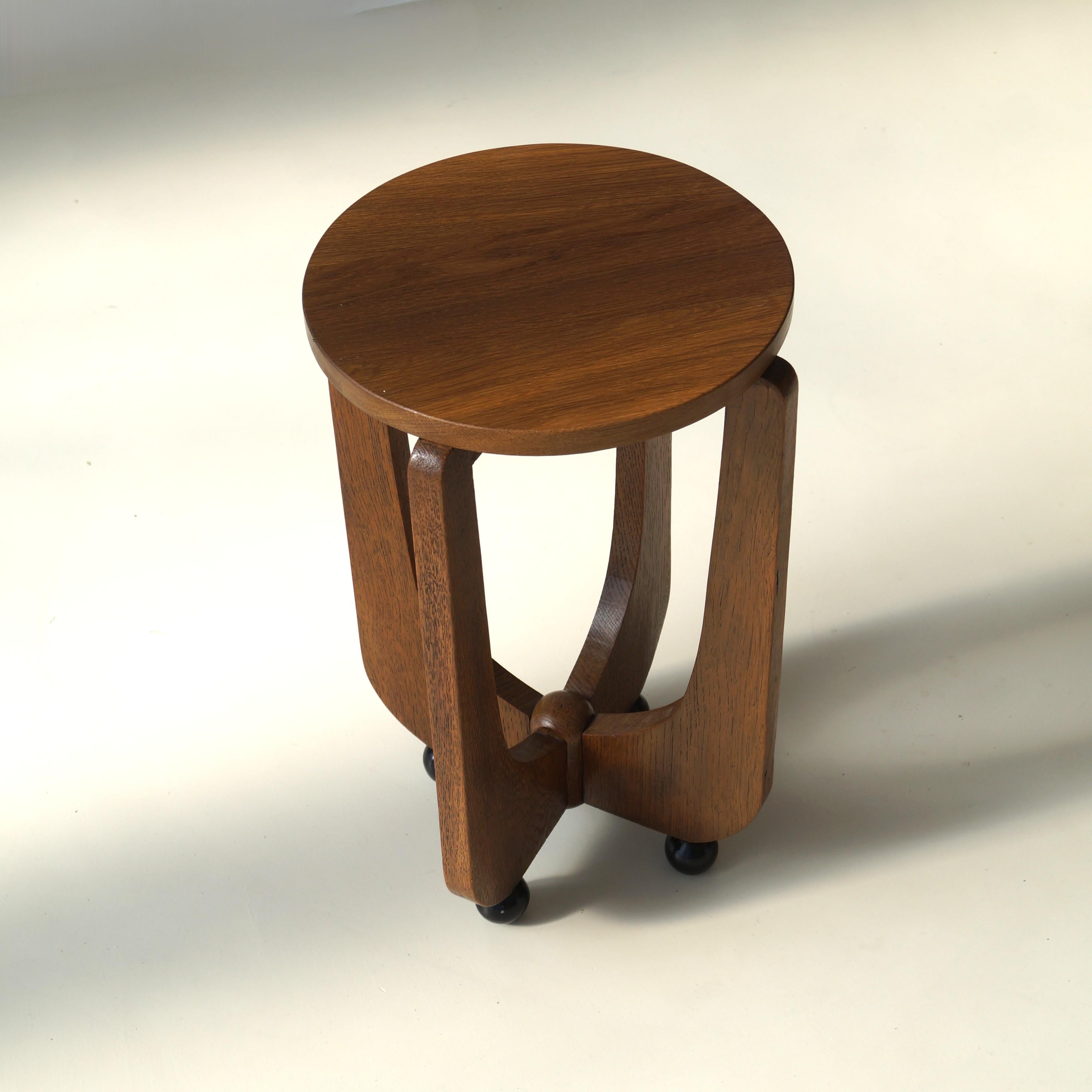 Niederländischer Beistelltisch der Amsterdamer Schule im Art-Déco-Stil, 1920er Jahre (Handgefertigt) im Angebot