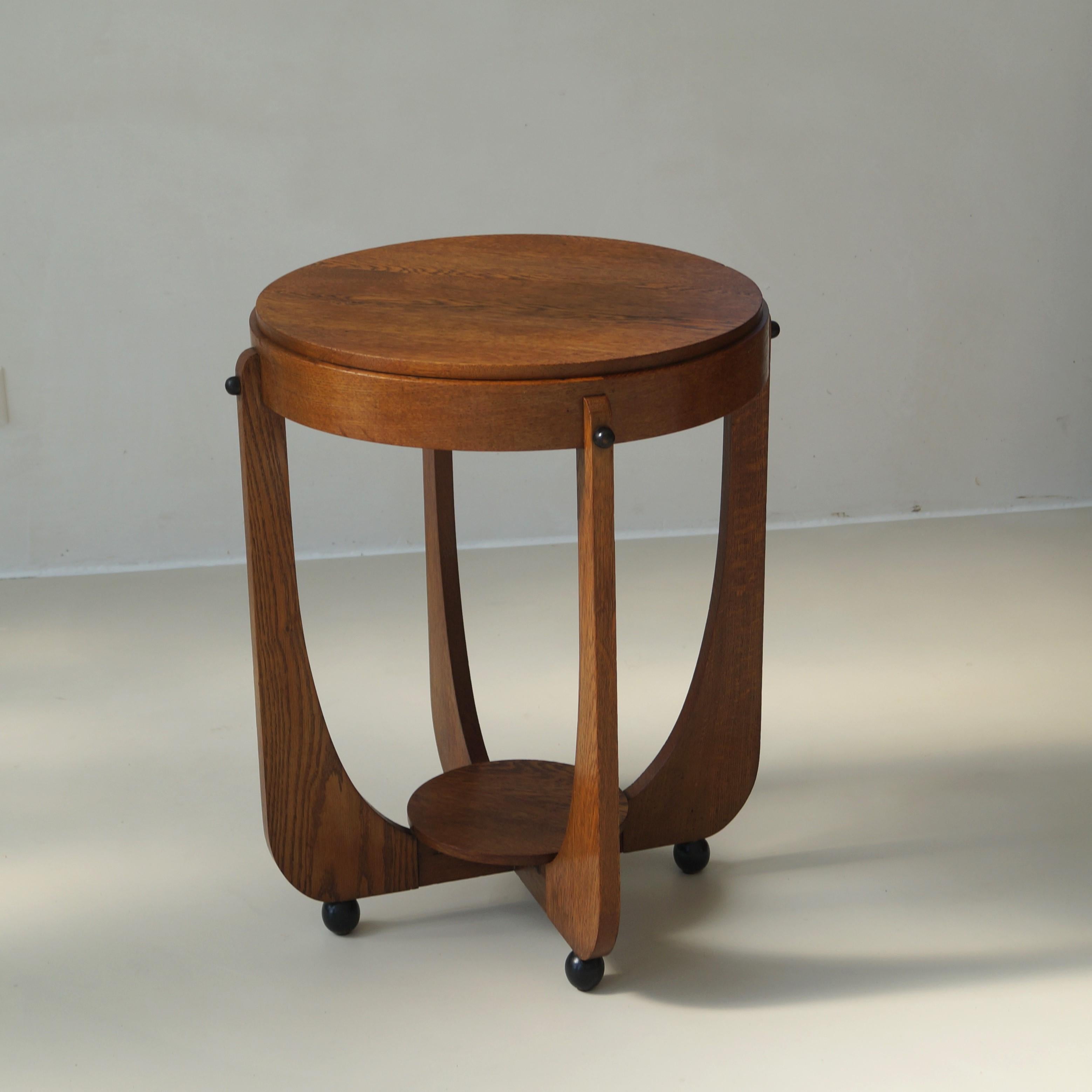 Oak Dutch Art Deco Amsterdam School occasional table, 1920s