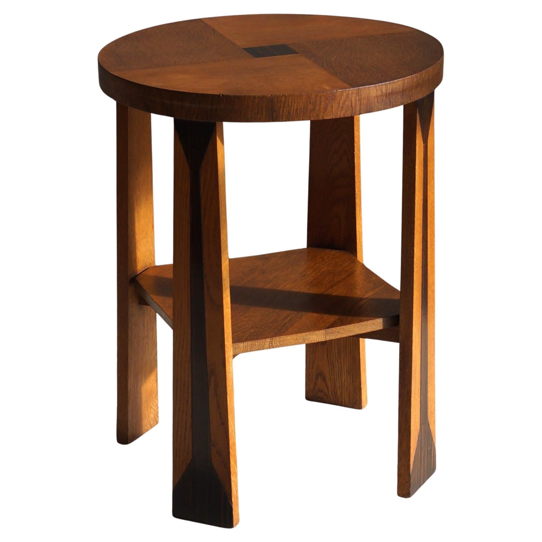 What is a serving table?