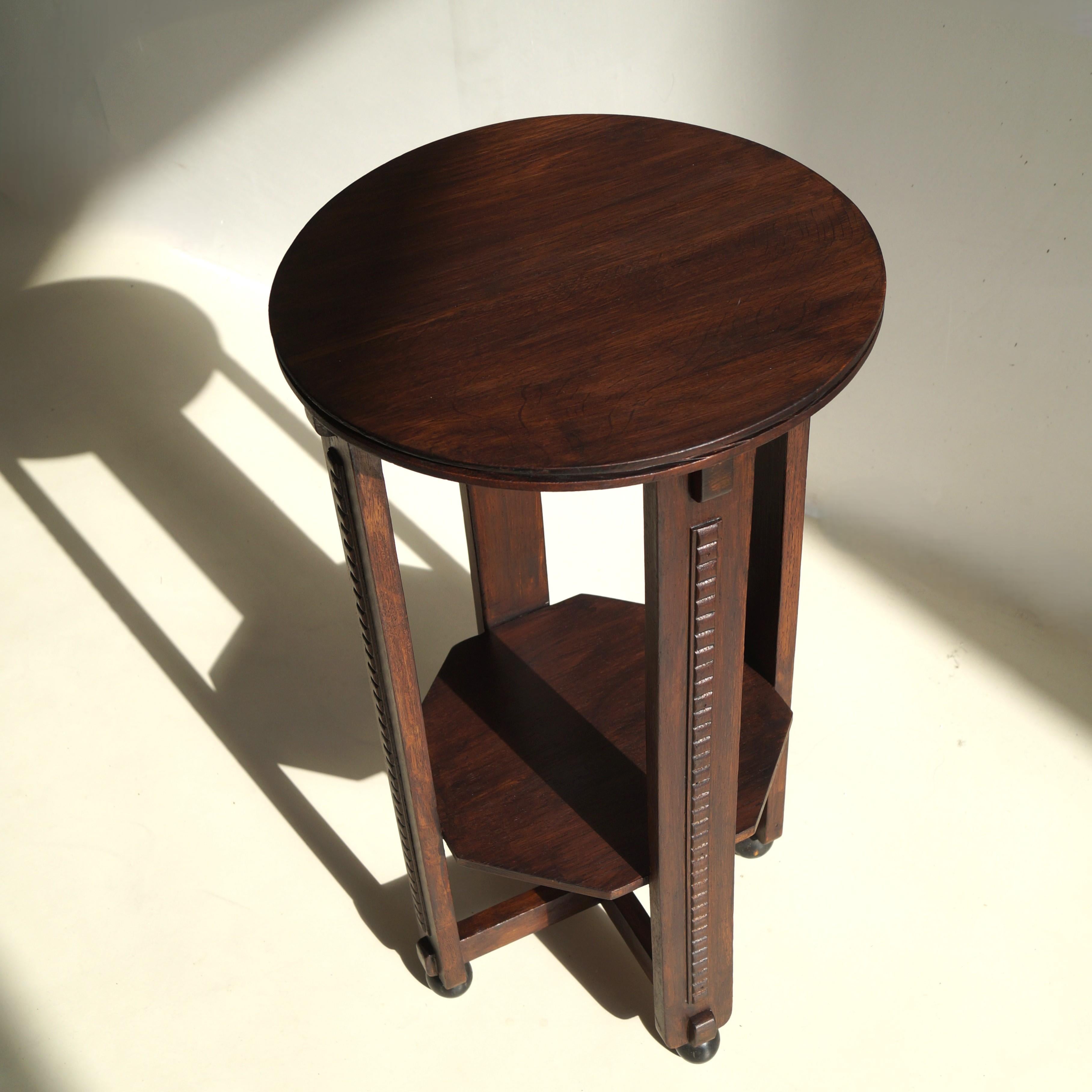 Dutch Art Deco Amsterdam School pedestal table, 1920s For Sale 4