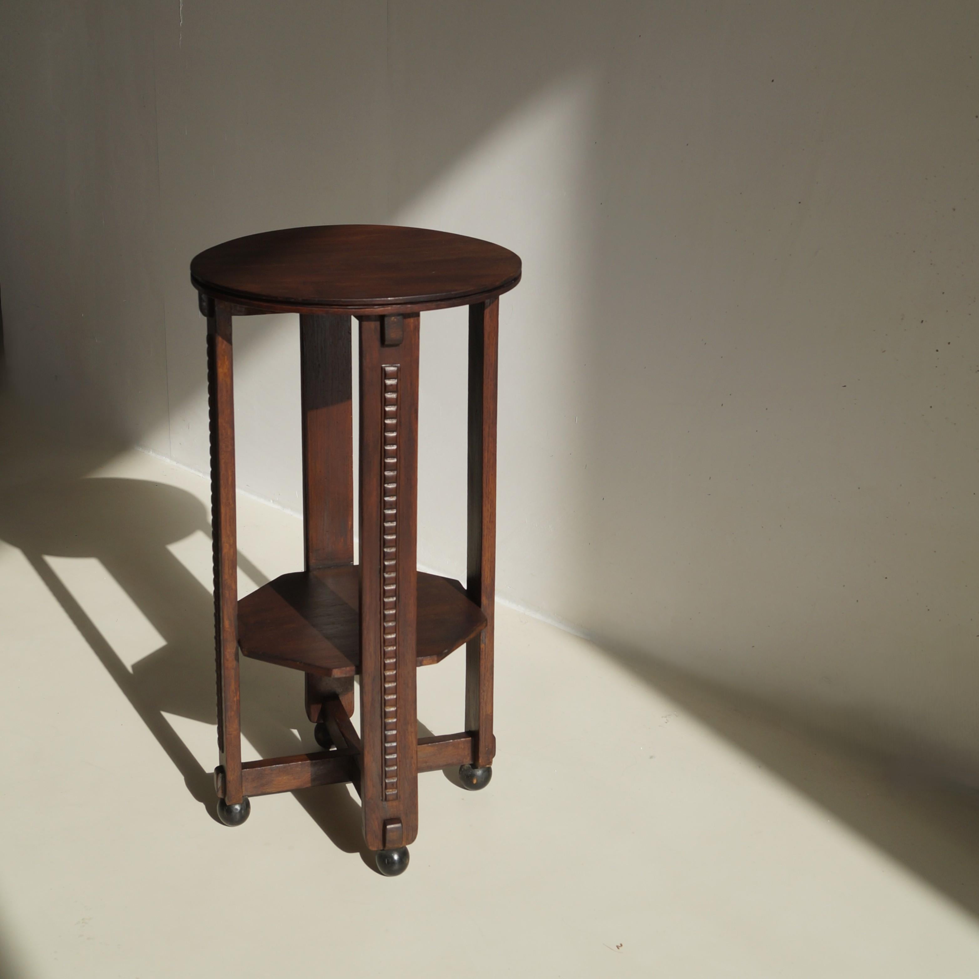Oak Dutch Art Deco Amsterdam School pedestal table, 1920s For Sale