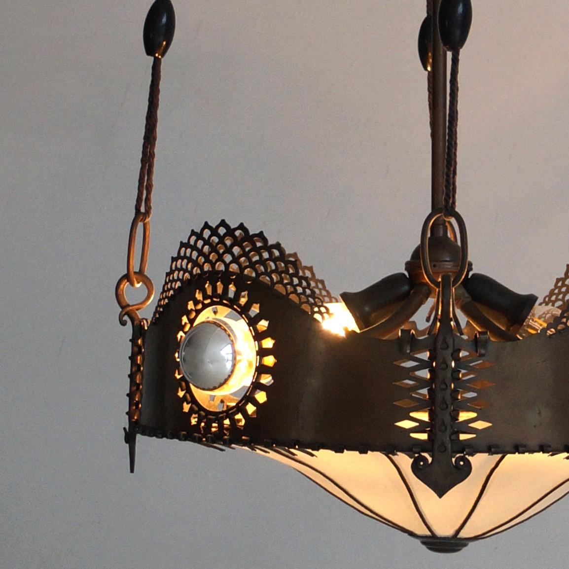 Olandese Lampada a sospensione Art Deco olandese della Scuola di Amsterdam di Winkelman & Van der Bijl, anni '20 in vendita