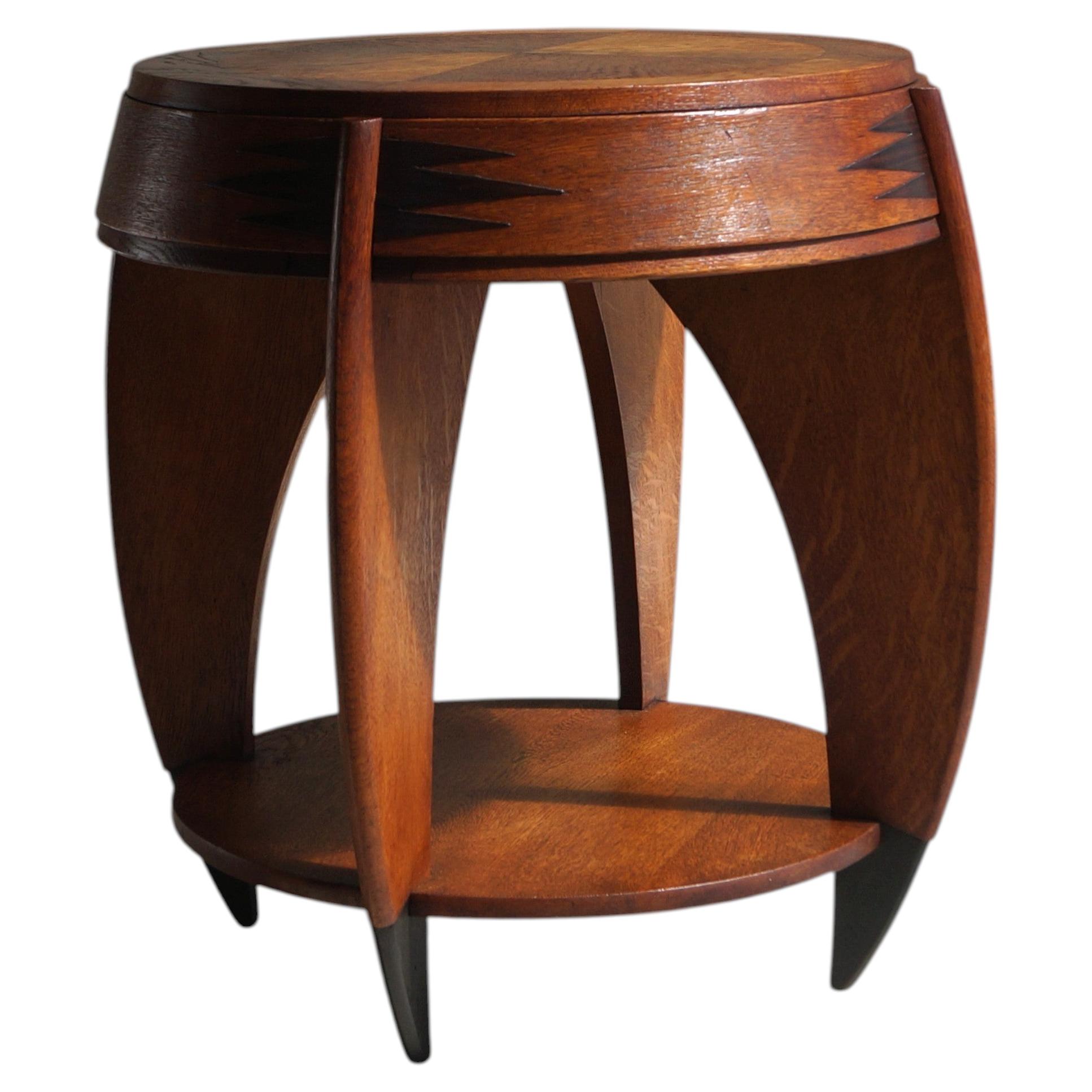 What is the difference between a console and a sofa table?