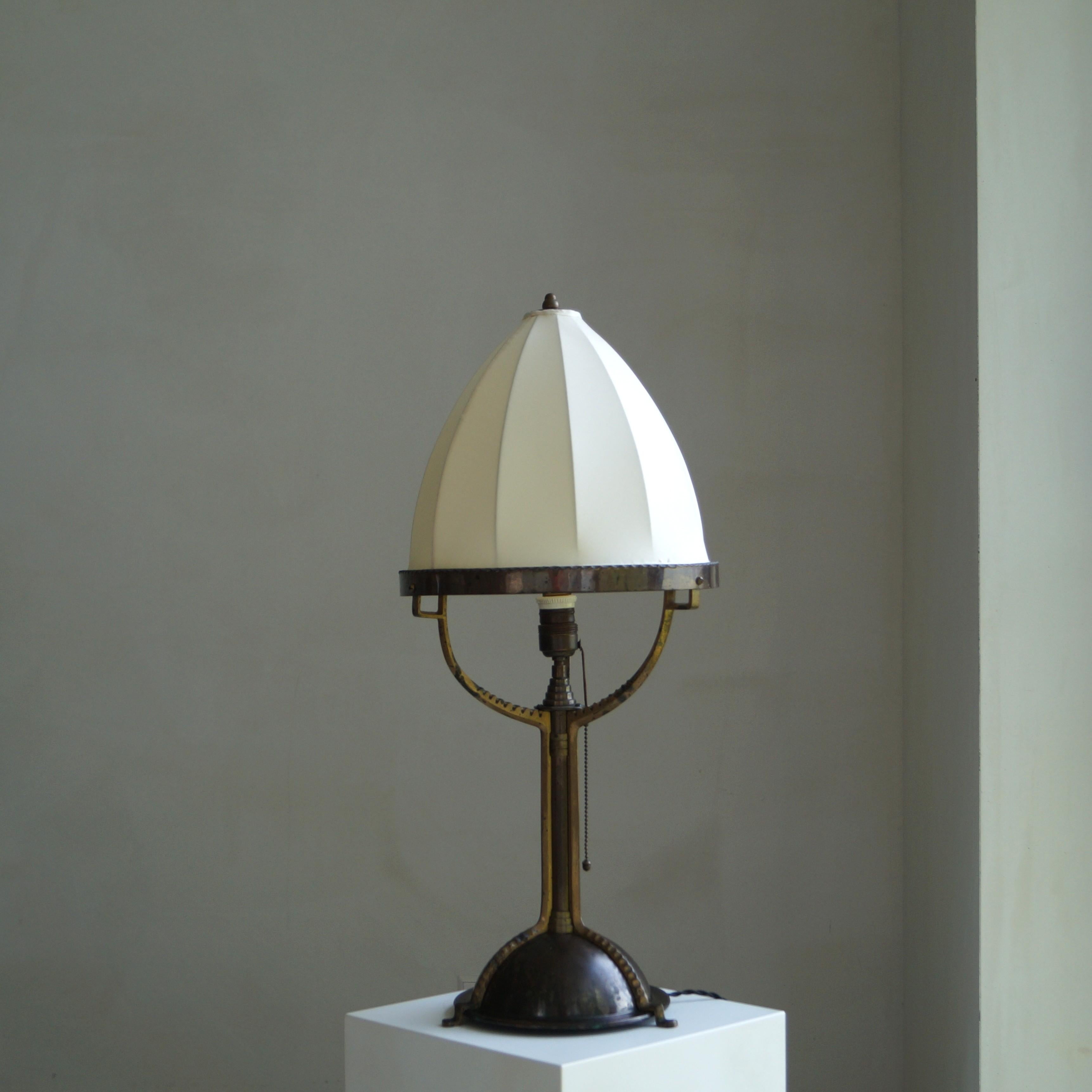 Lámpara de sobremesa holandesa Art Déco de la Escuela de Ámsterdam de Winkelman & Van der Bijl, años 20 Bronce en venta