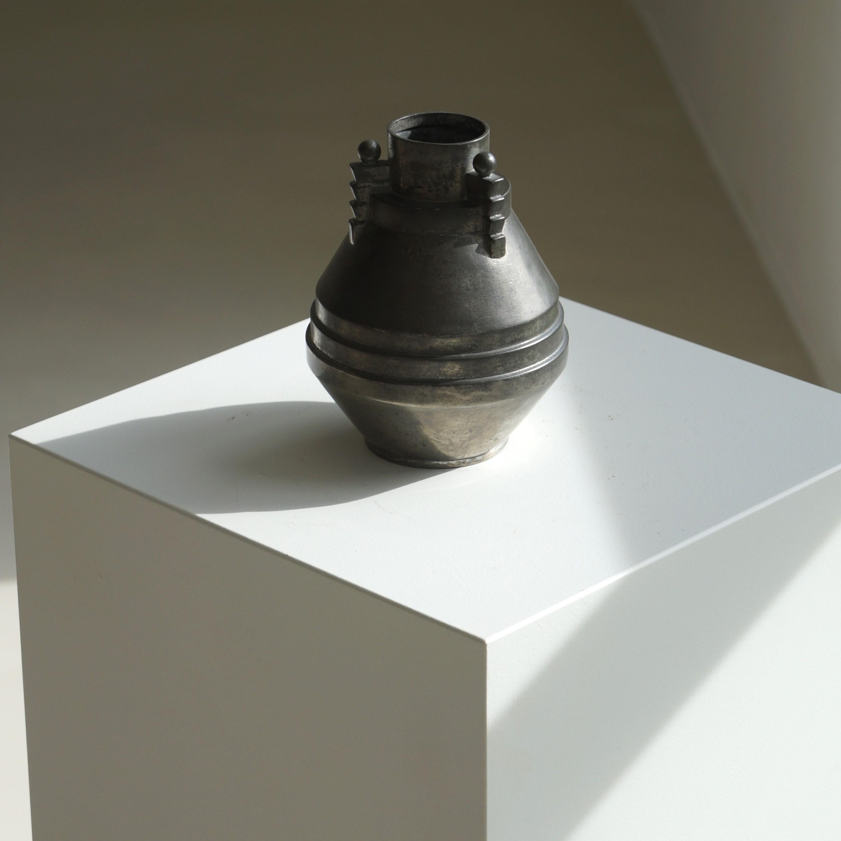 Pewter Dutch Art Deco Amsterdam School vase by Daalderop, 1920s
