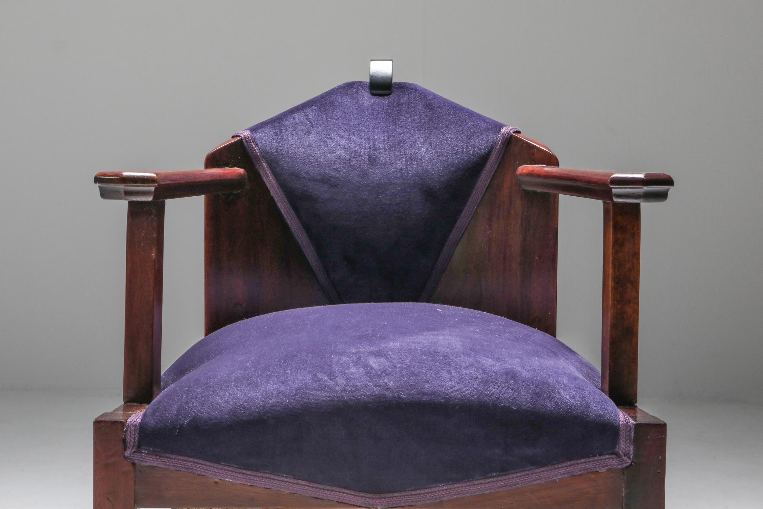 Dutch Art Deco ‘Amsterdamse School’ Pair of Armchairs For Sale 2