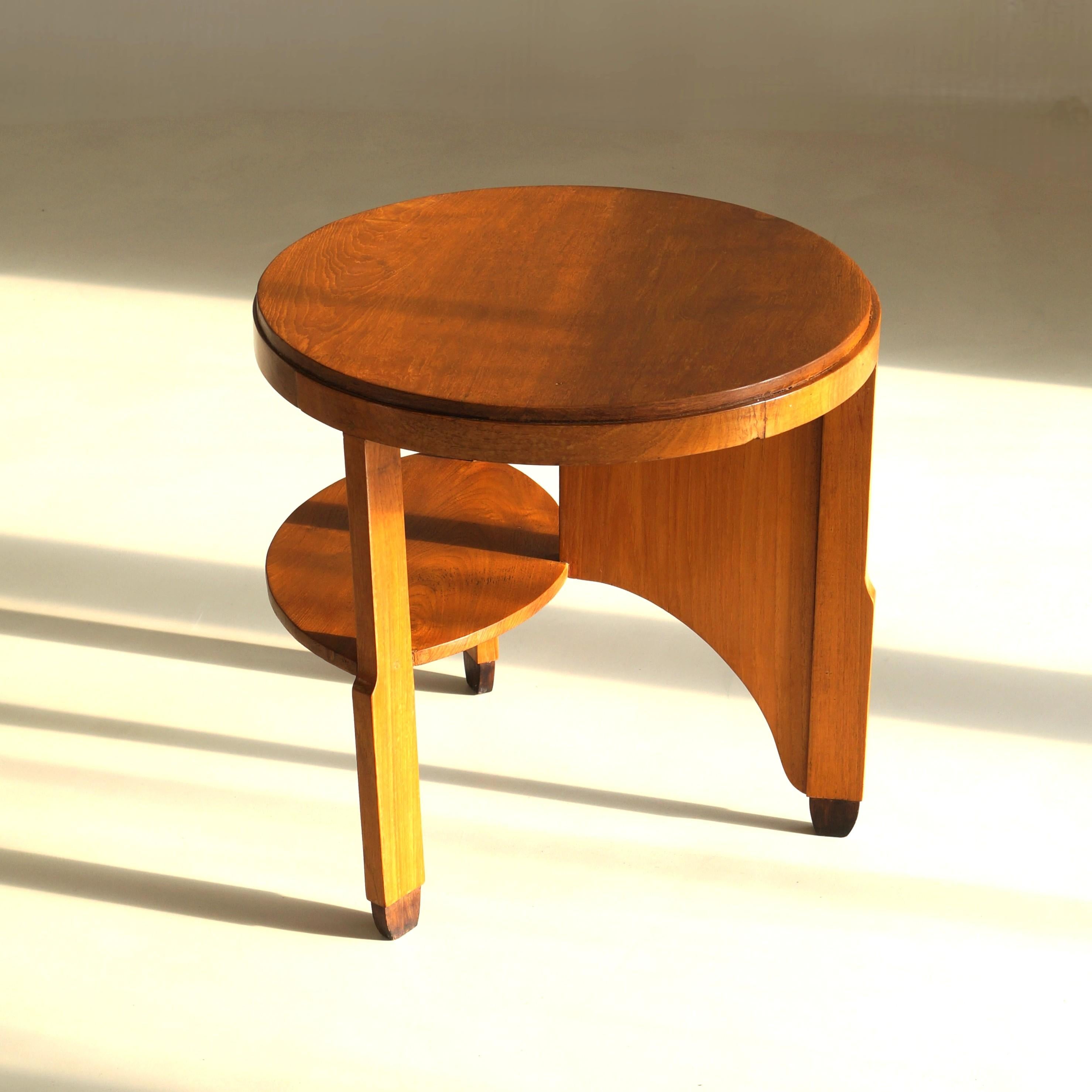 Table d'appoint asymétrique Art déco hollandais, style école d'Amsterdam, vers 1925 en vente 5