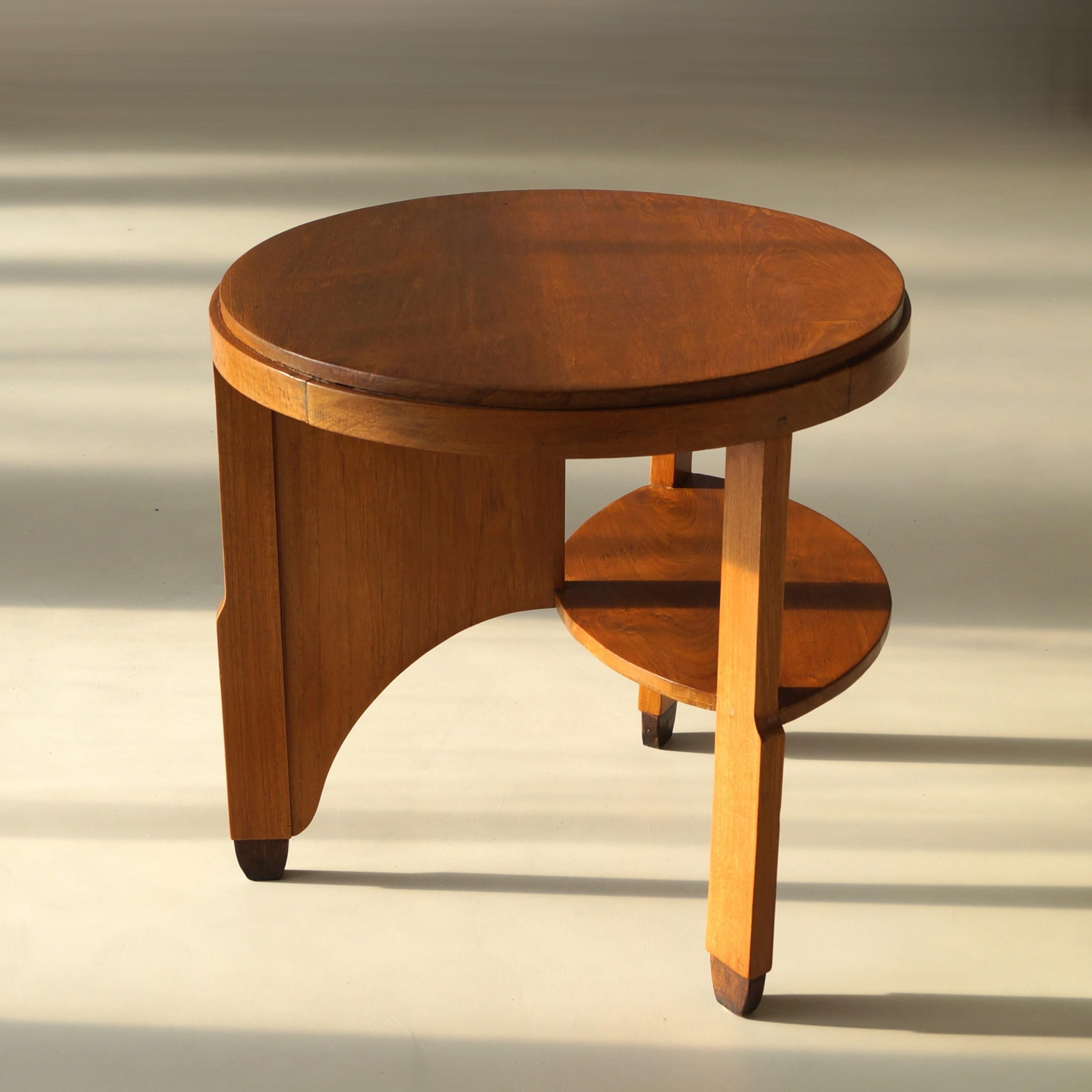 Table d'appoint asymétrique Art déco hollandais, style école d'Amsterdam, vers 1925 en vente 7