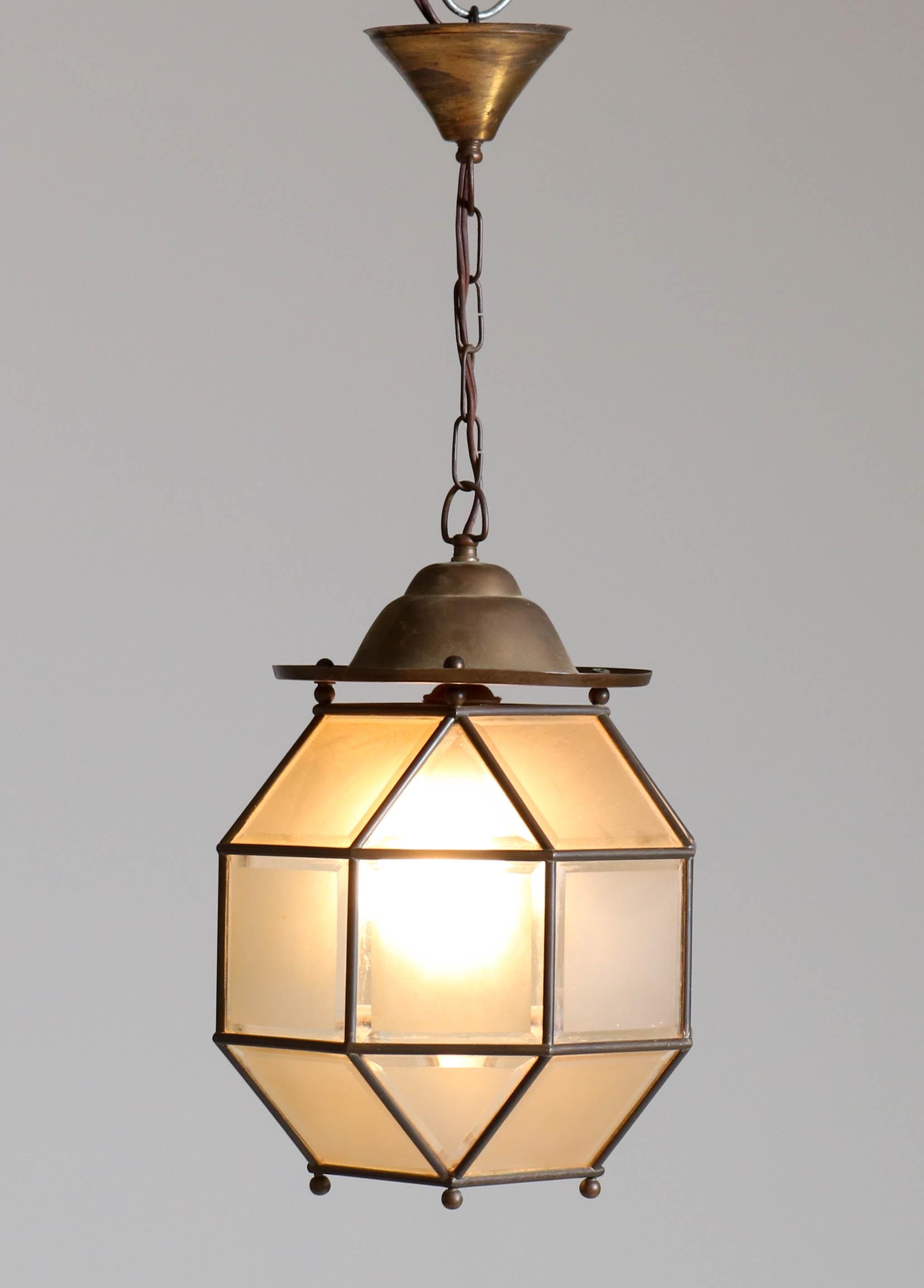 Dutch Art Deco Brass Lantern with Beveled Glass, 1930s In Good Condition In Amsterdam, NL