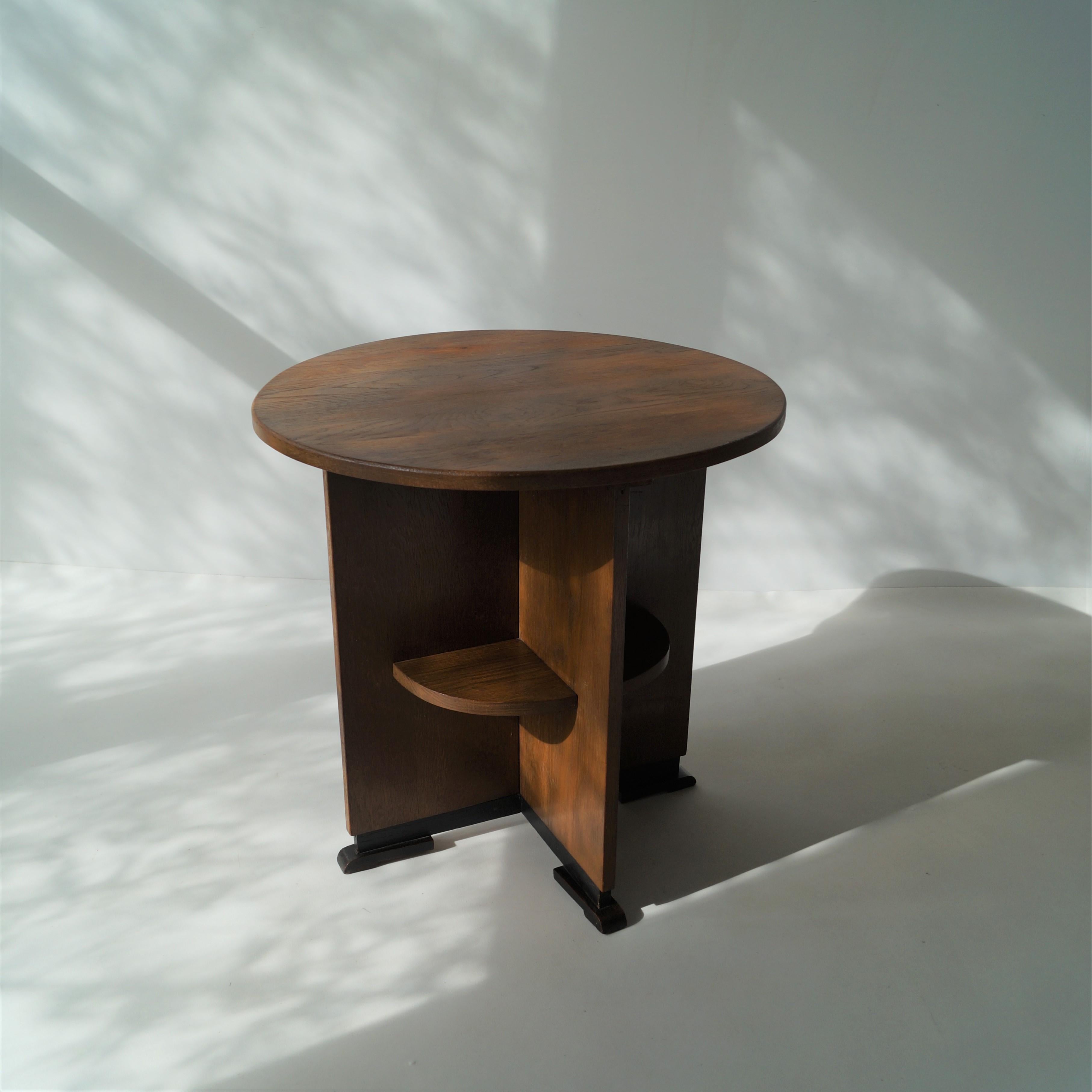 Dutch Art Deco (Haagse School) Occasional Table with Modernist Lines, 1920s 7