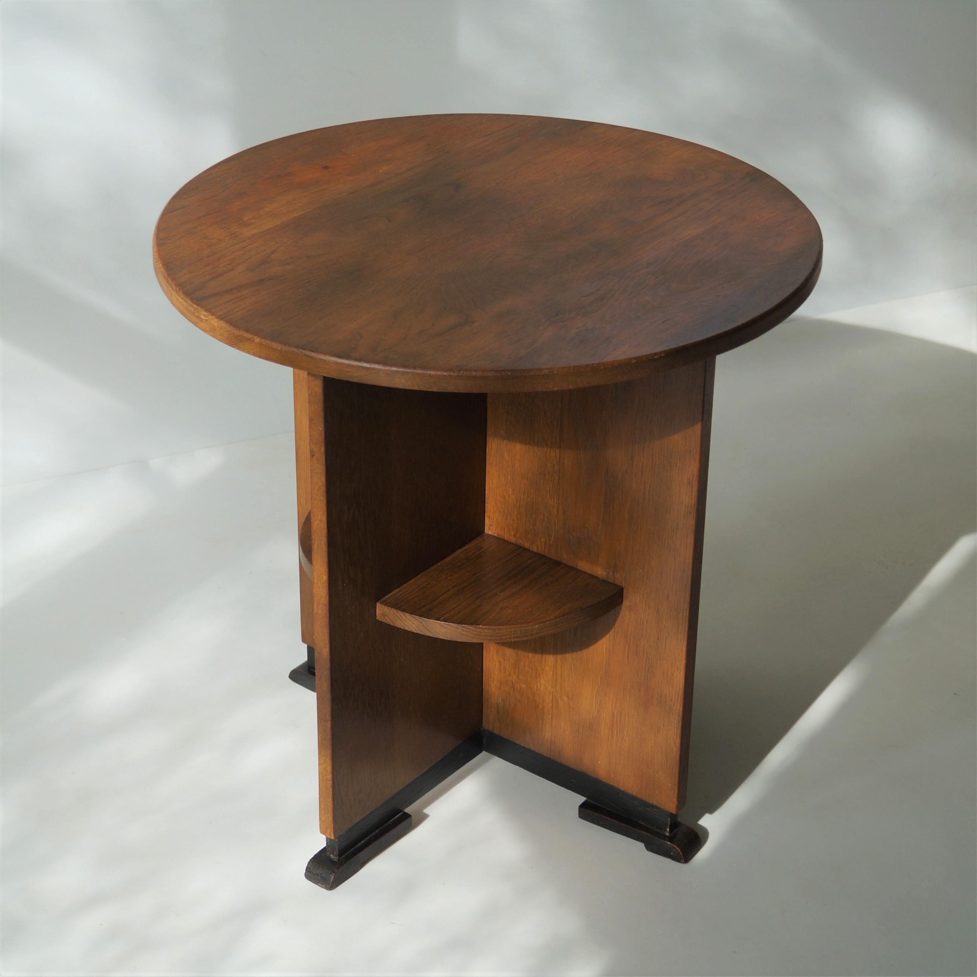 Dutch Art Deco (Haagse School) Occasional Table with Modernist Lines, 1920s 2