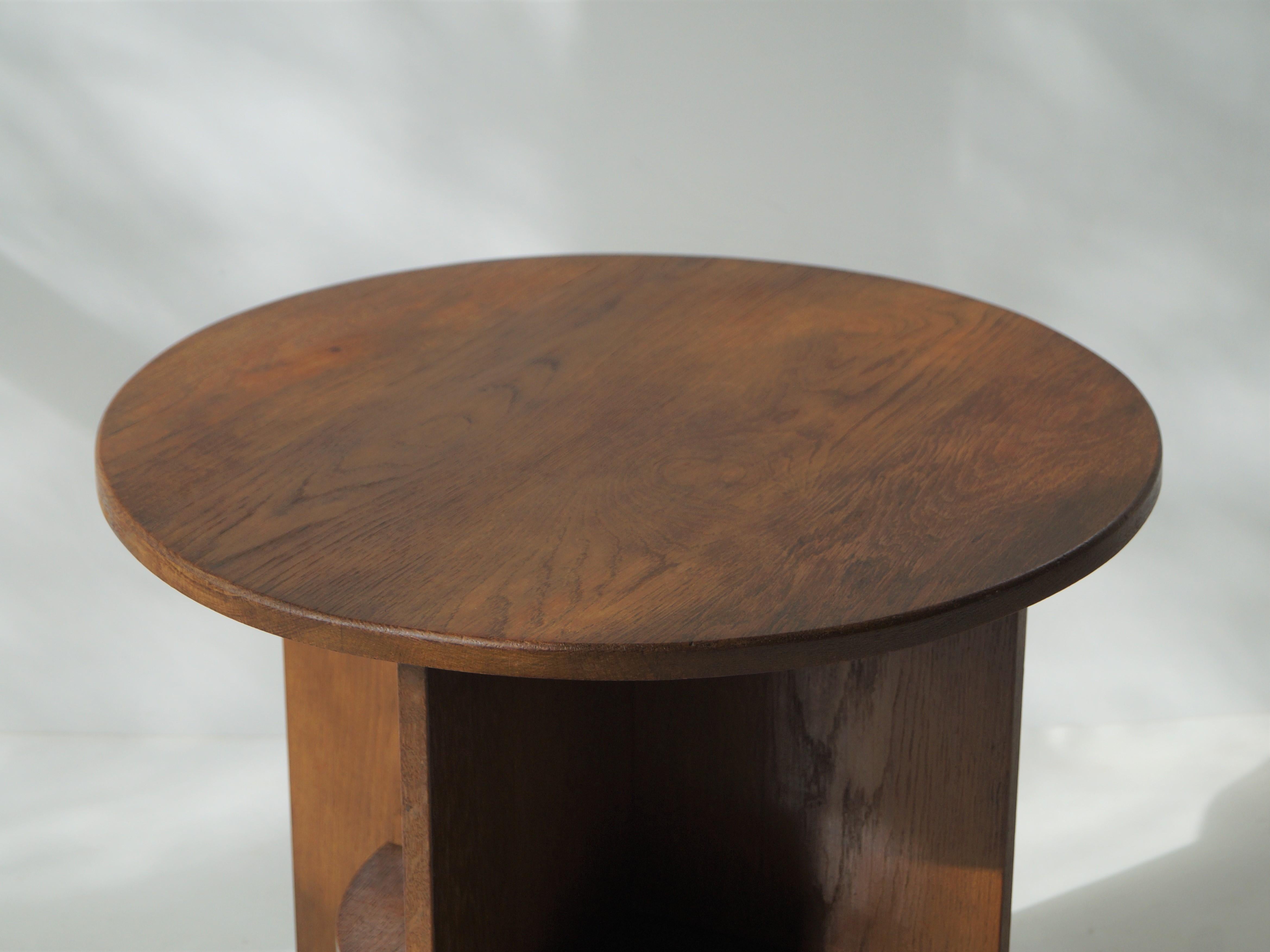 Dutch Art Deco (Haagse School) Occasional Table with Modernist Lines, 1920s 4