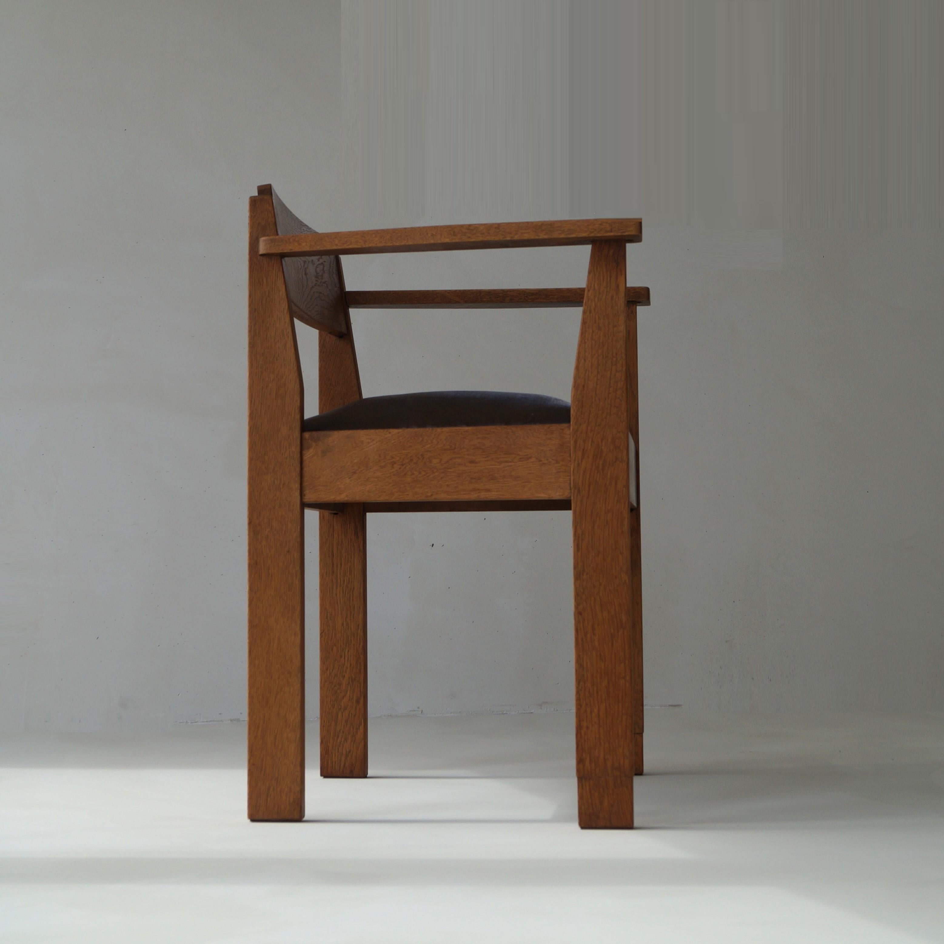 Dutch Art Deco Haagse School rationalist desk chair, 1920s For Sale 2