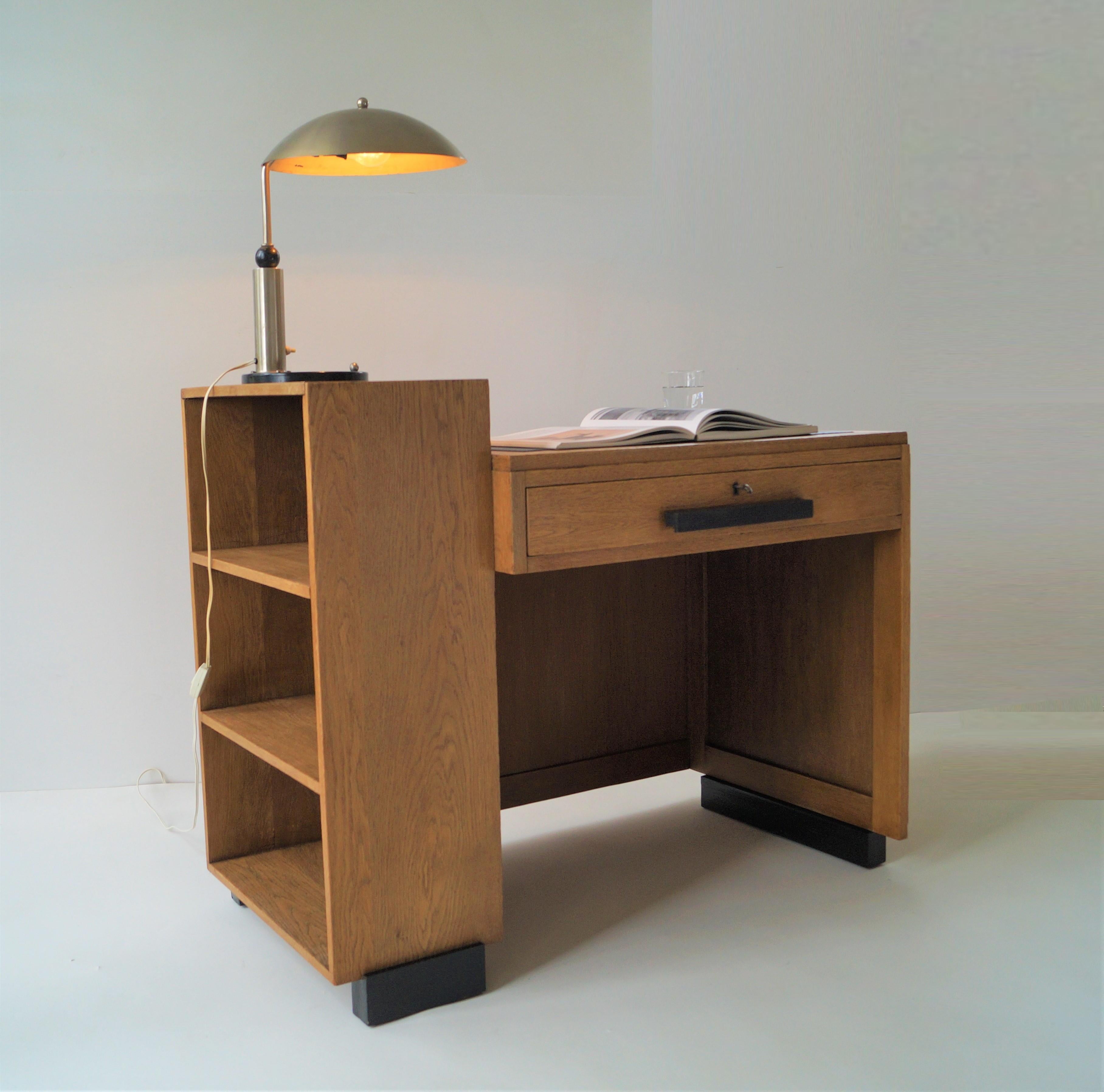 Dutch Art Deco Modernist desk, Netherlands, 1920s In Good Condition For Sale In EVERDINGEN, NL