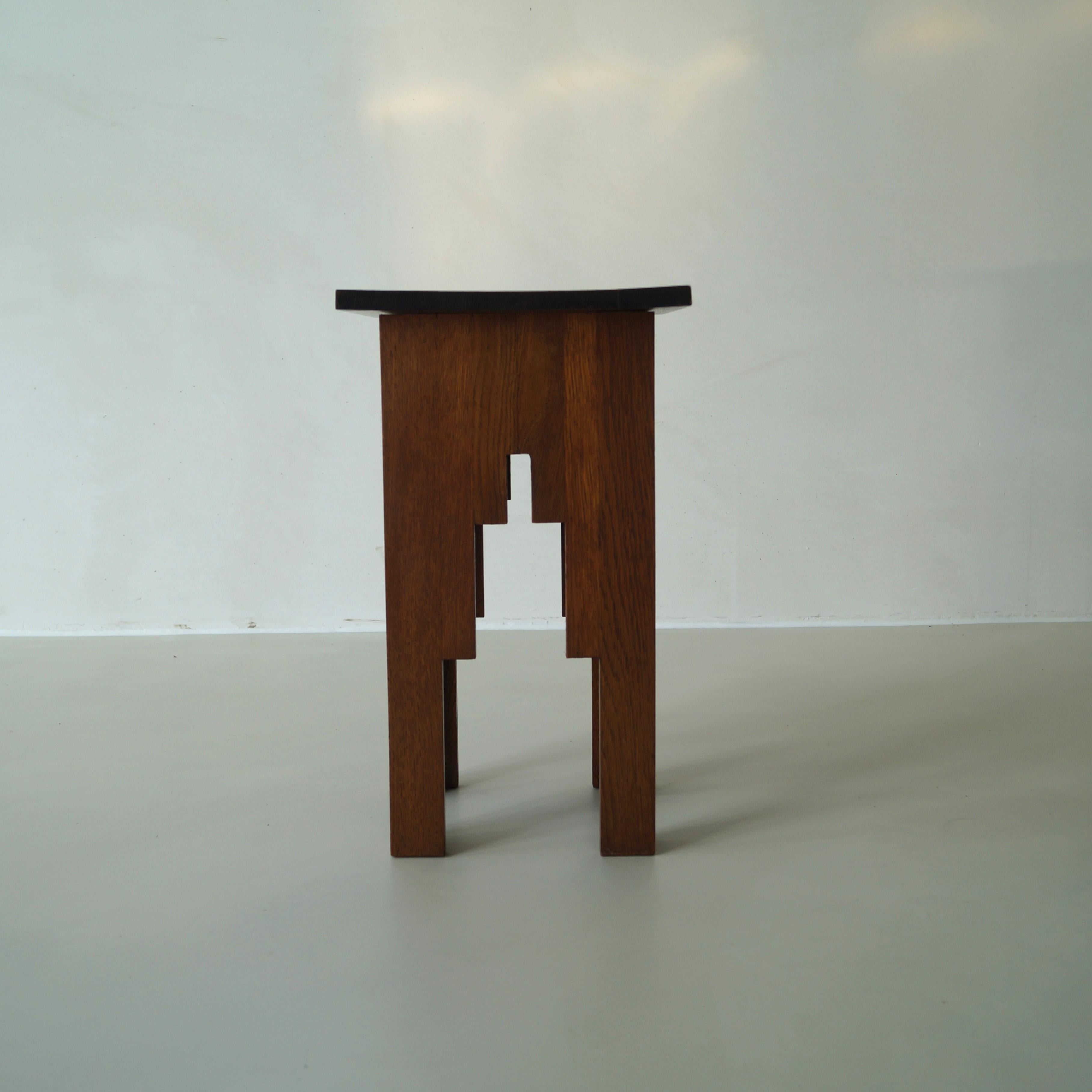 Dutch Art Deco Modernist end table or bedside, 1920s 6
