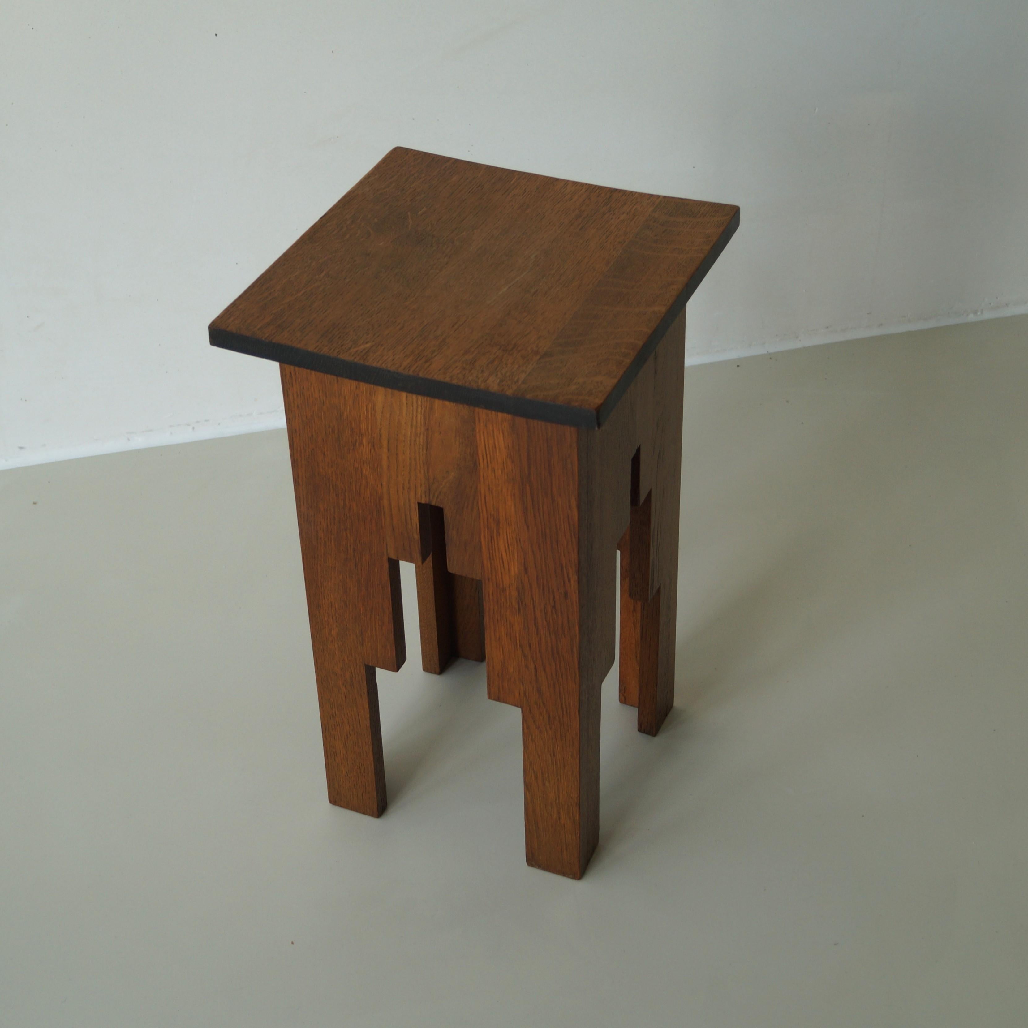 Dutch Art Deco Modernist end table or bedside, 1920s 2