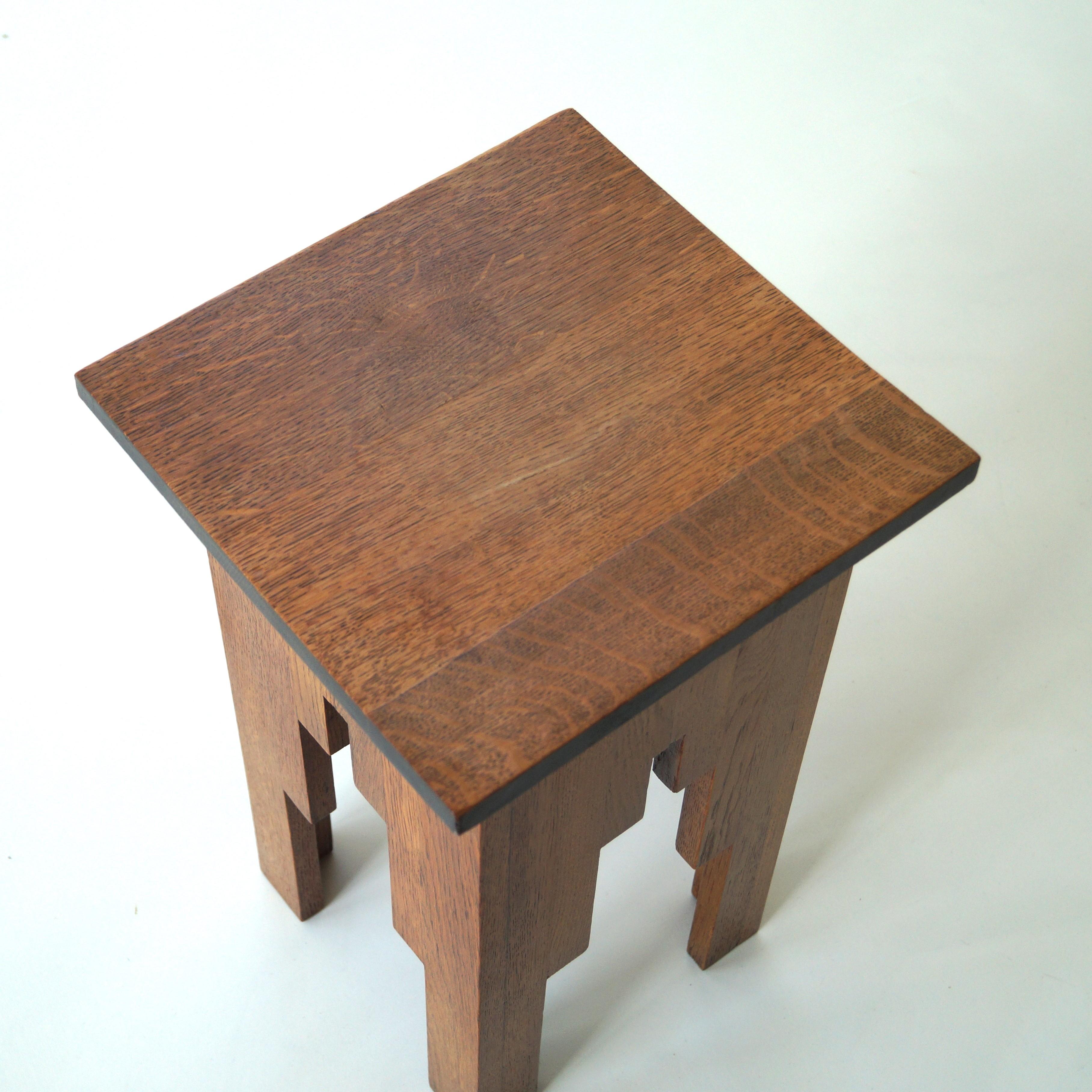 Dutch Art Deco Modernist end table or bedside, 1920s 3