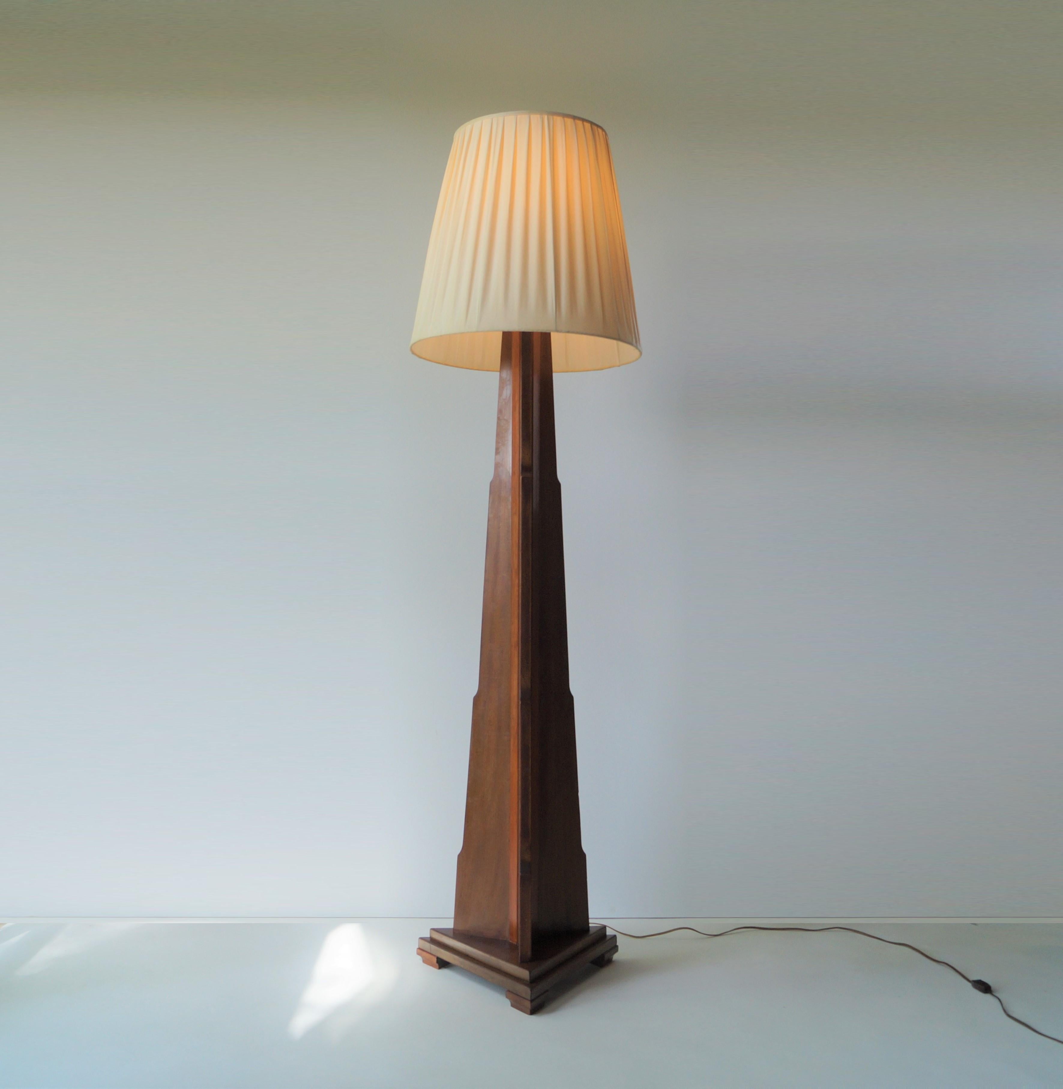 Dutch Art Deco Modernist Floor Lamp, 1930s In Good Condition In EVERDINGEN, NL
