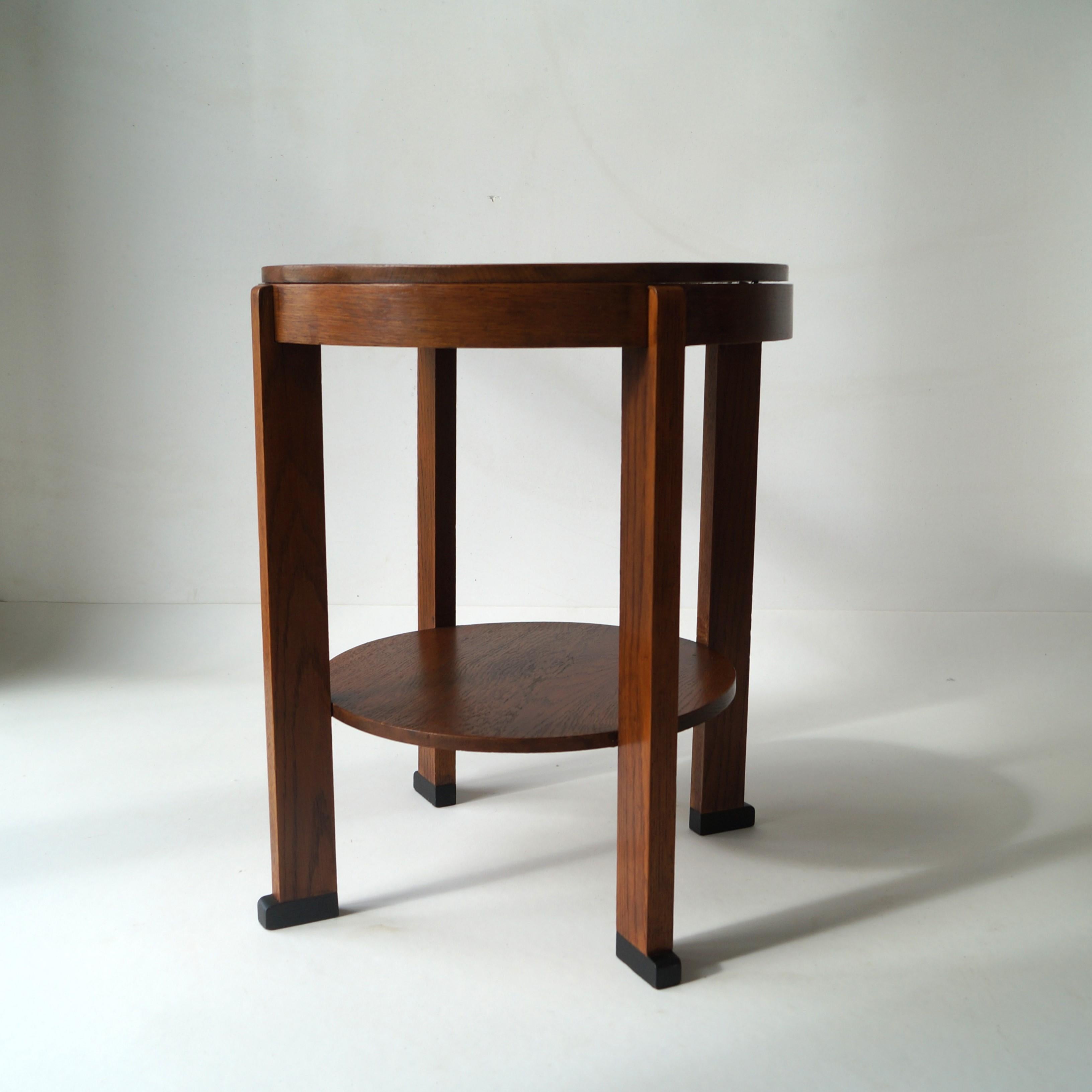 Dutch Art Deco Modernist occasional table in oak, 1920s 11